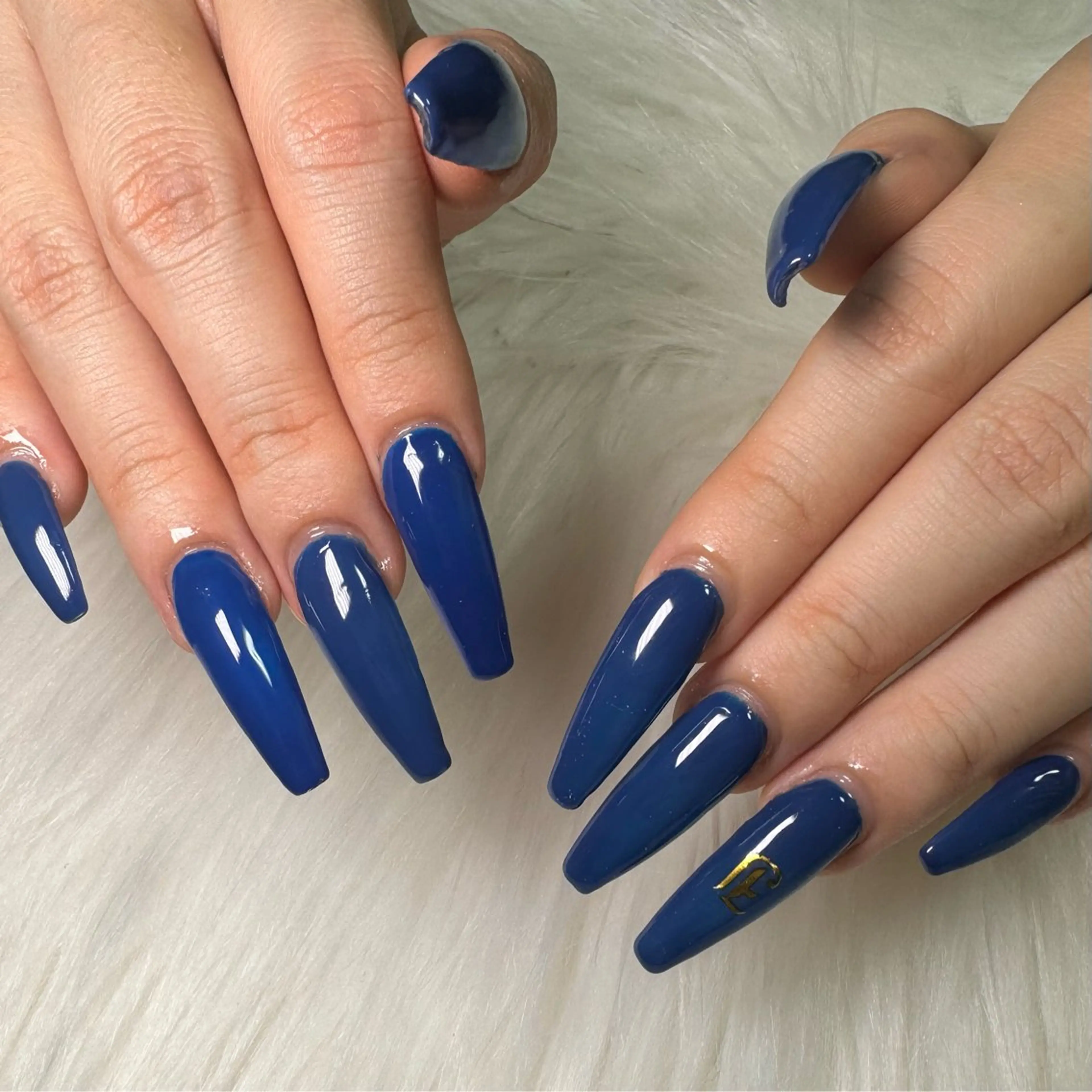 ネイル ハンドネイル 黒川 実祐のネイルデザイン