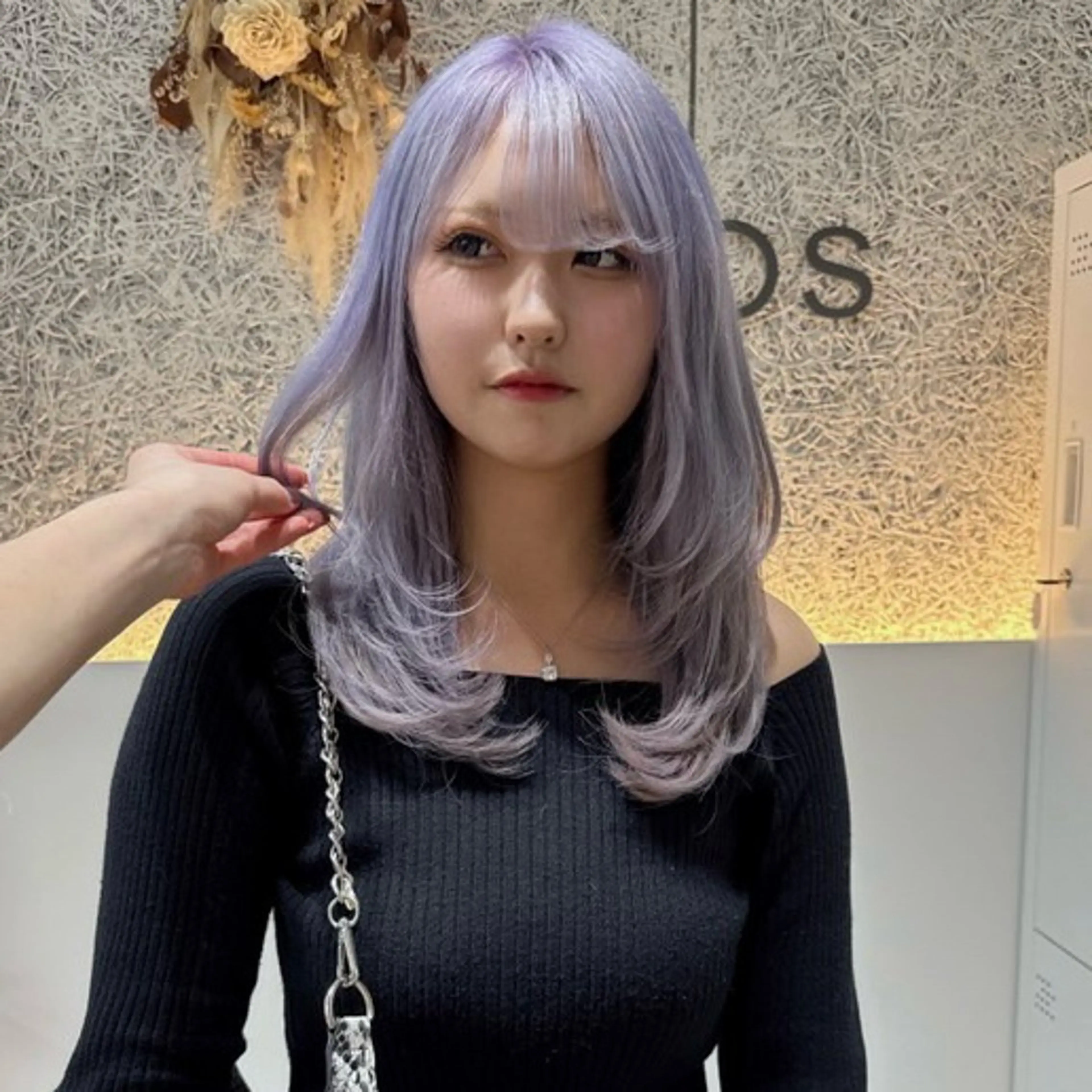 セミロング カラー ブリーチ ラベンダーカラー レイヤーカット ヘアカラー トリートメント 🌱ブリーチ・透明感 カラー/mapi🦭のヘアスタイル