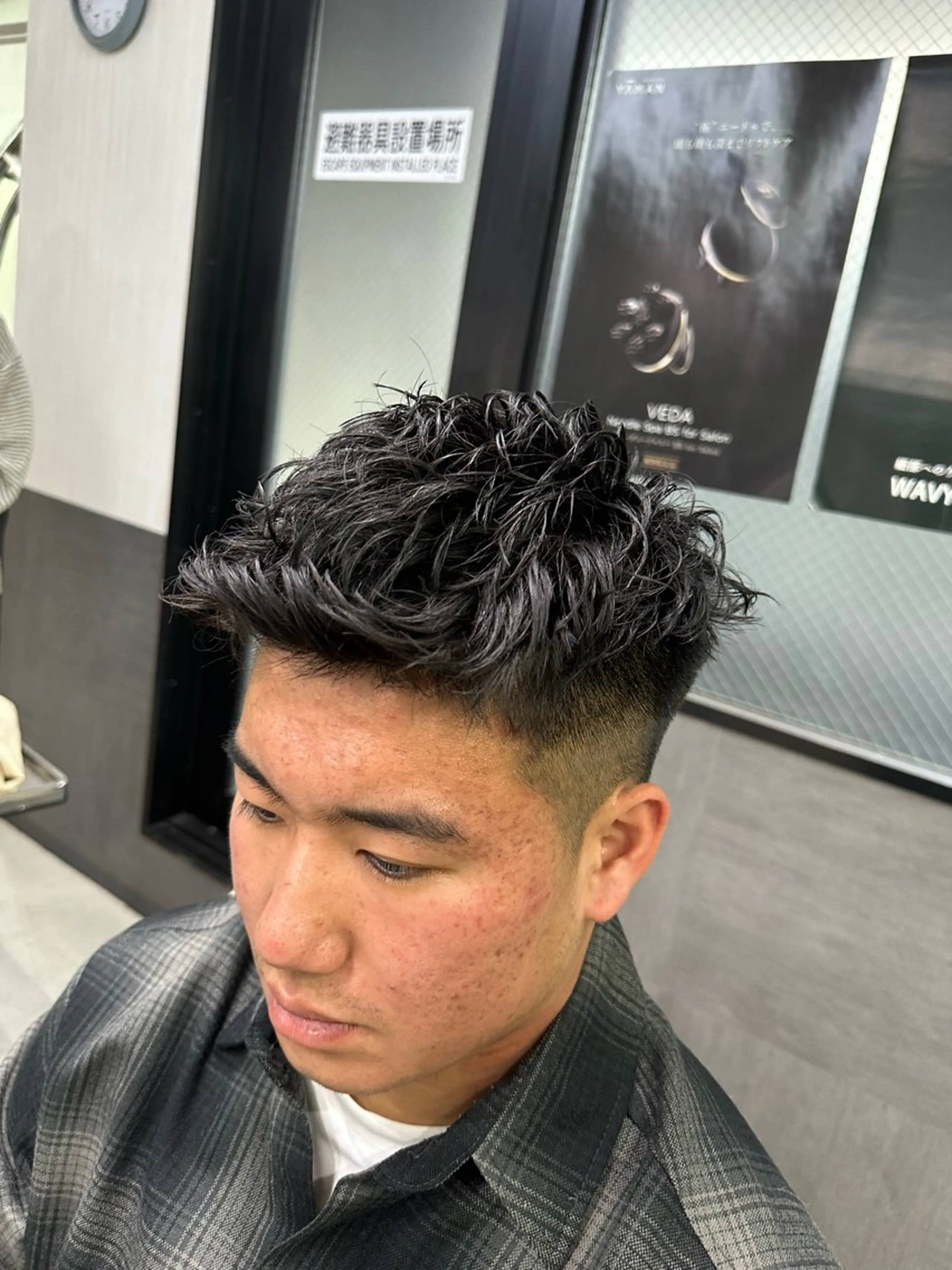 ショート パーマ メンズ フェードカット メンズパーマ SHUHEY💎 髪質改善✨のヘアスタイル