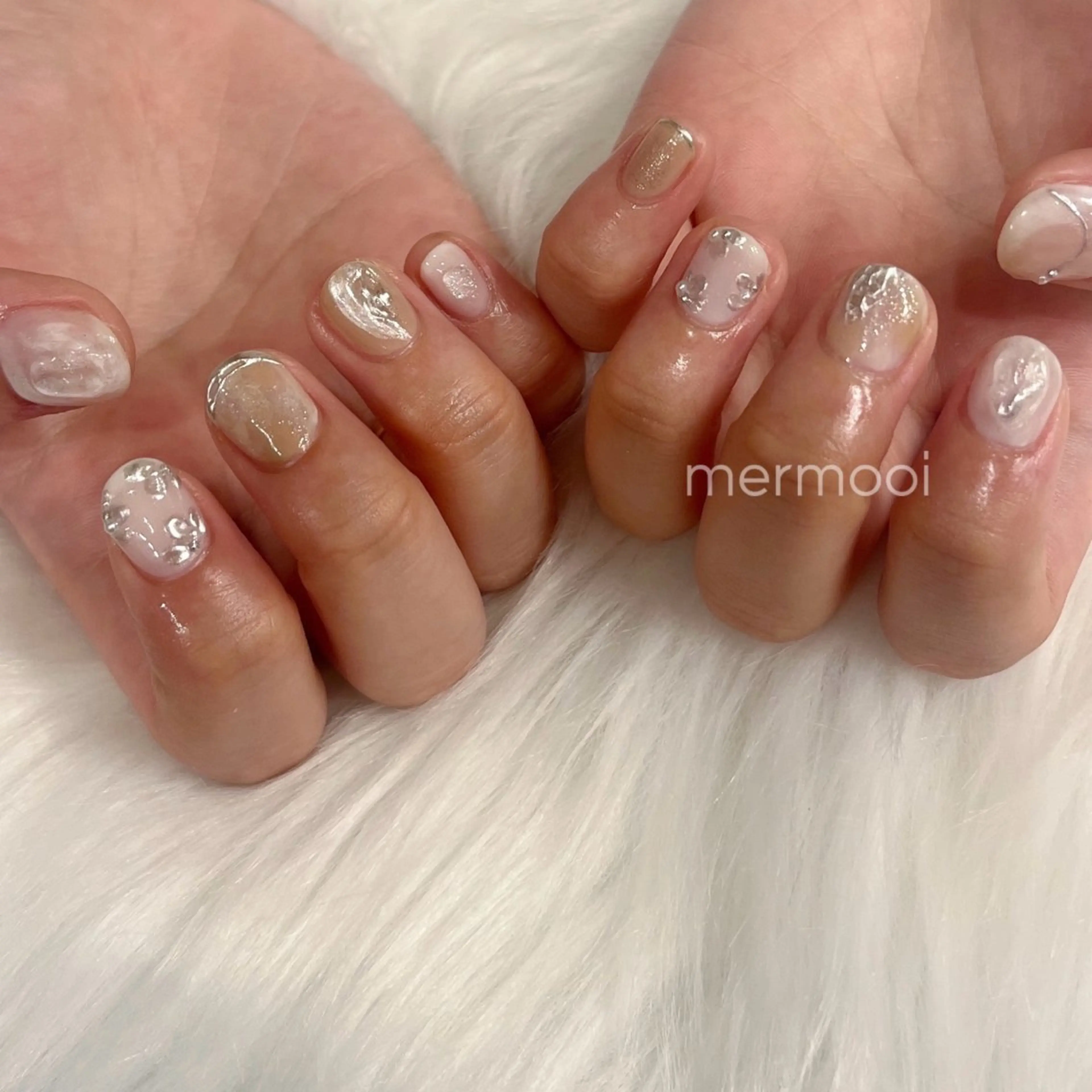 ネイル 卒業式 韓国ネイル ニュアンスネイル ハンドネイル melu所属・melu yukikoのネイルデザイン