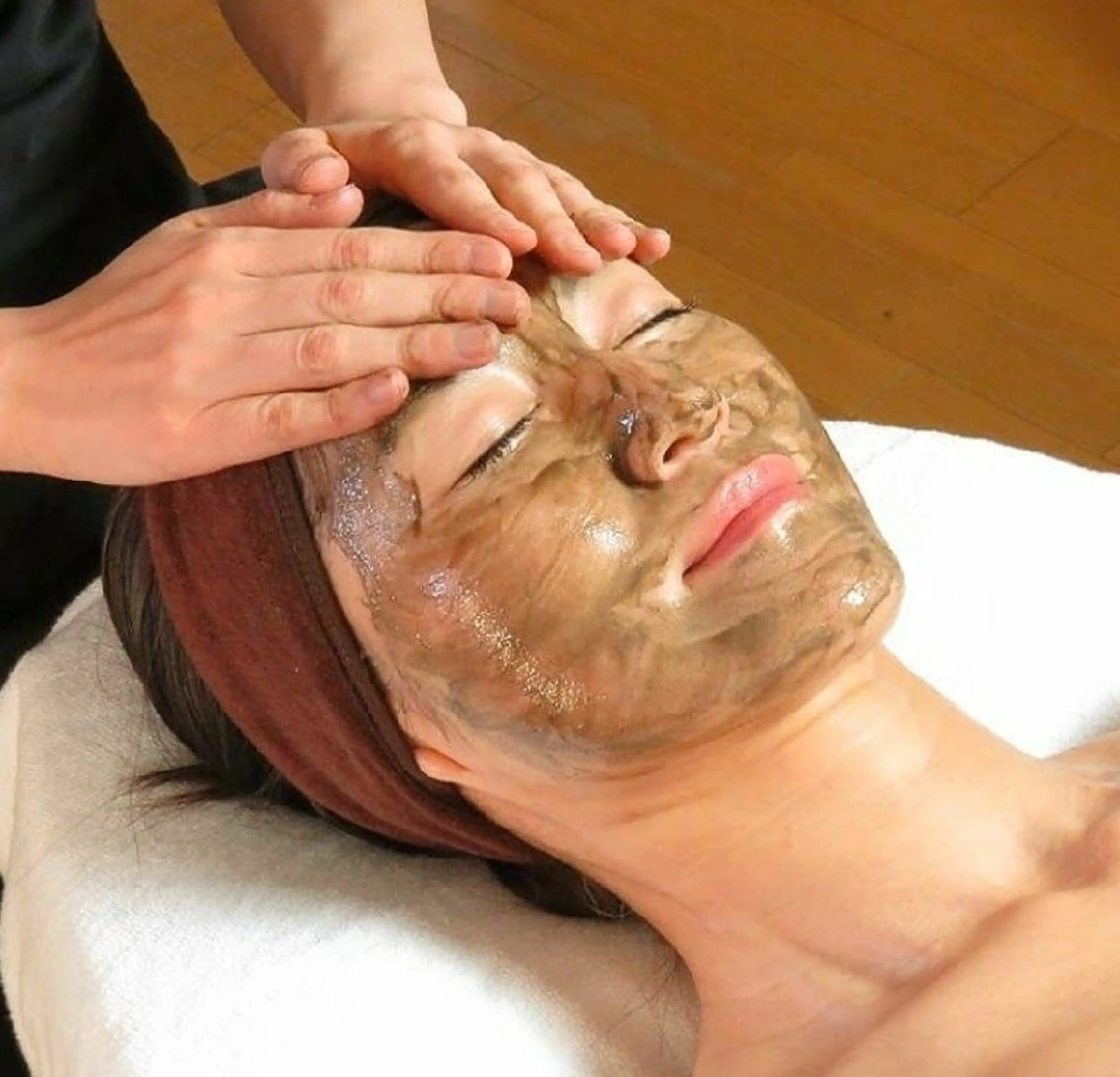 ハリツヤ即効性【ソフトハーブ・剥離無し】🌿肌荒れ、赤らみ、ニキビの写真