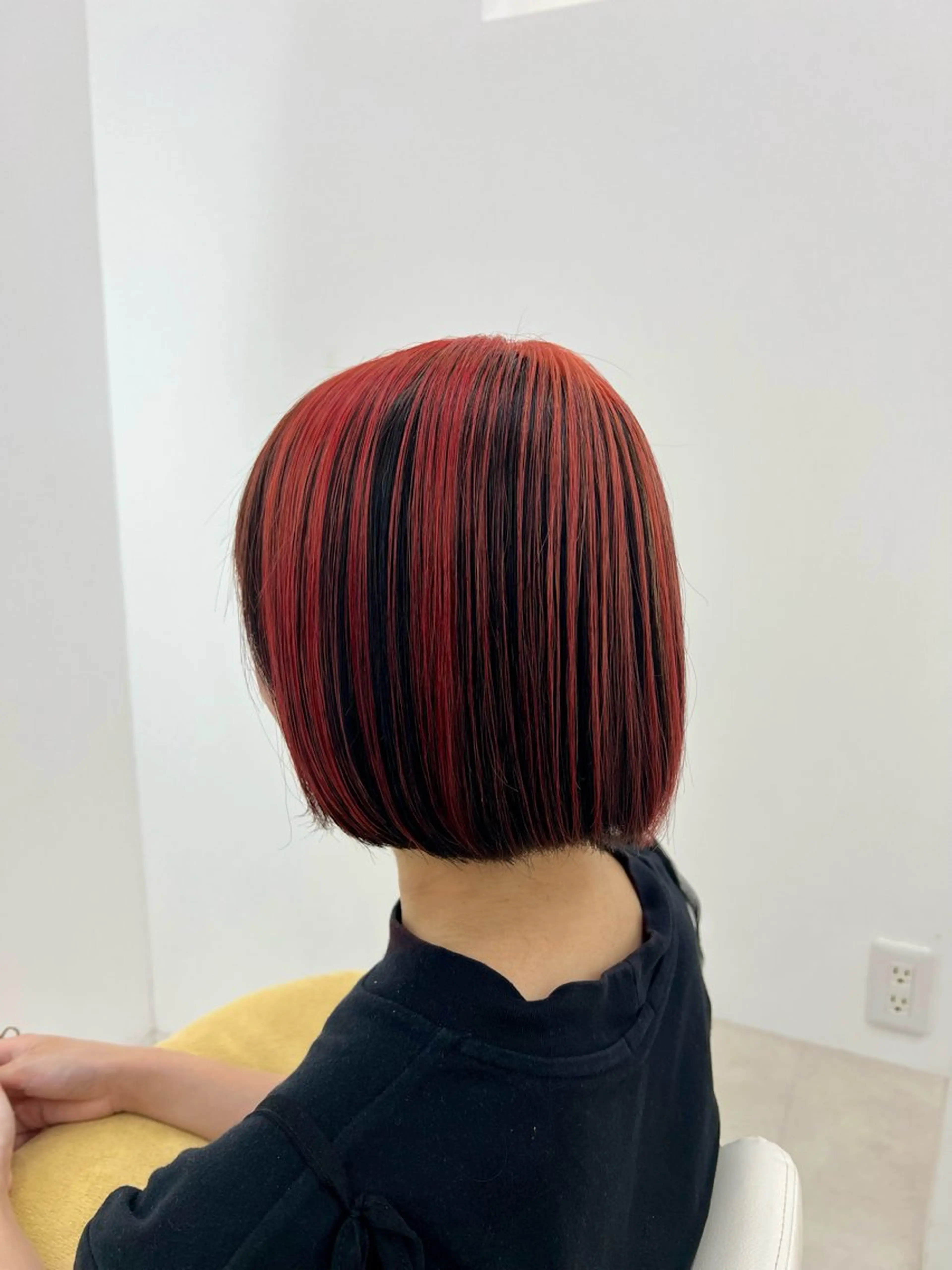 ショート カラー カット ヘアカラー トリートメント 吉田 悠乃のヘアスタイル