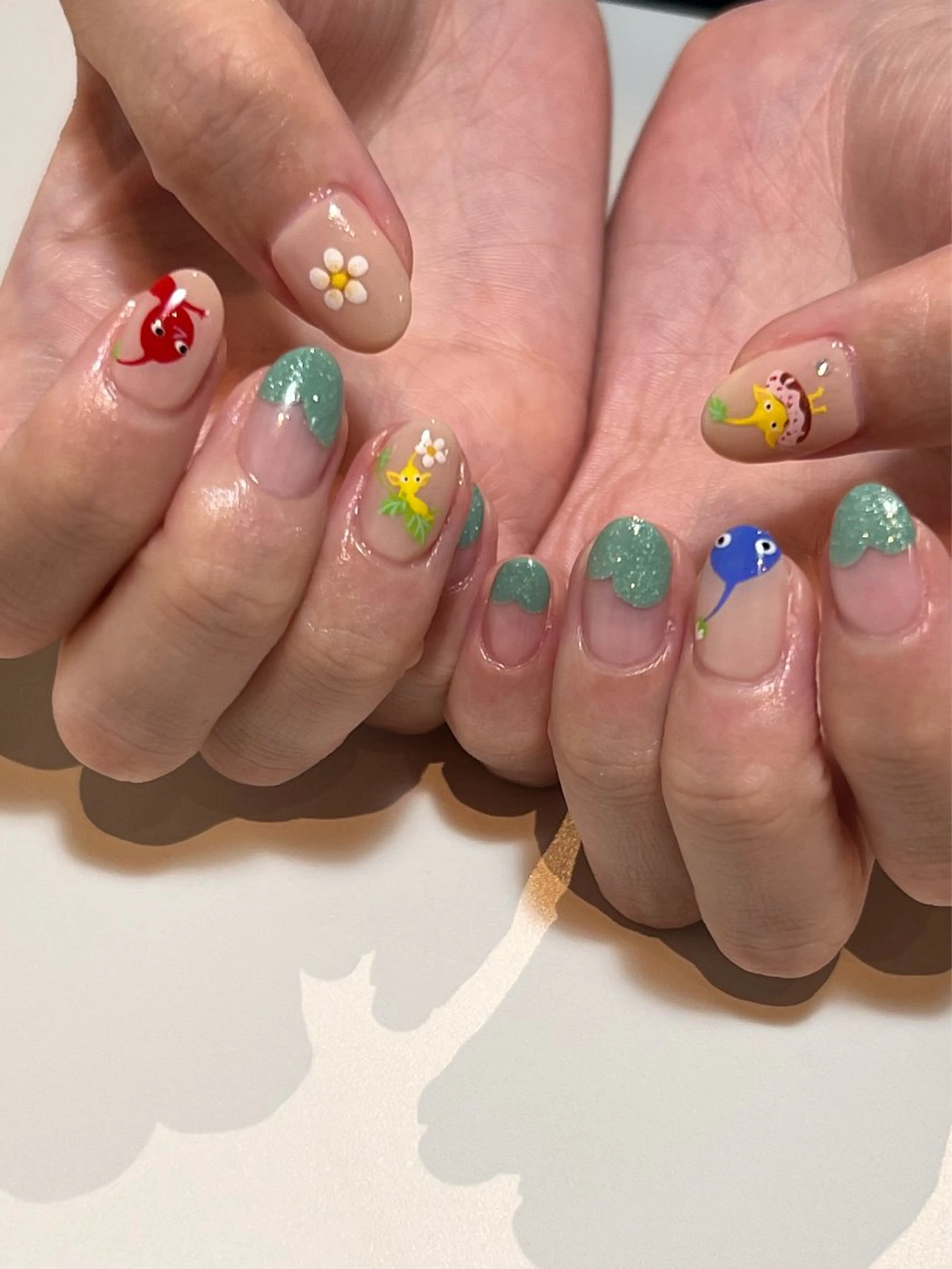 ネイル ハンドネイル FIORITURA Maikoのネイルデザイン