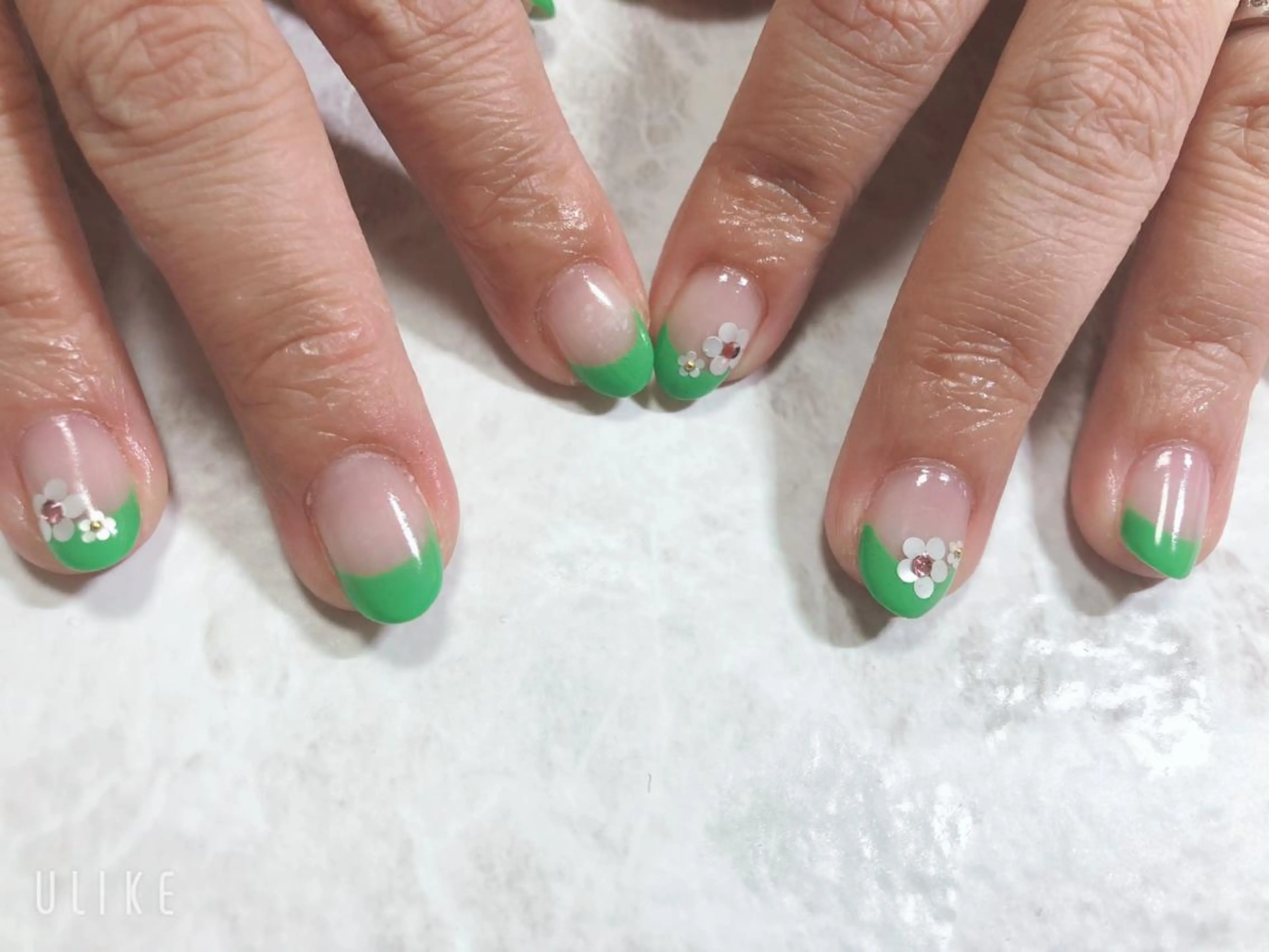 ネイル フレンチネイル Lokahi NAILのネイルデザイン