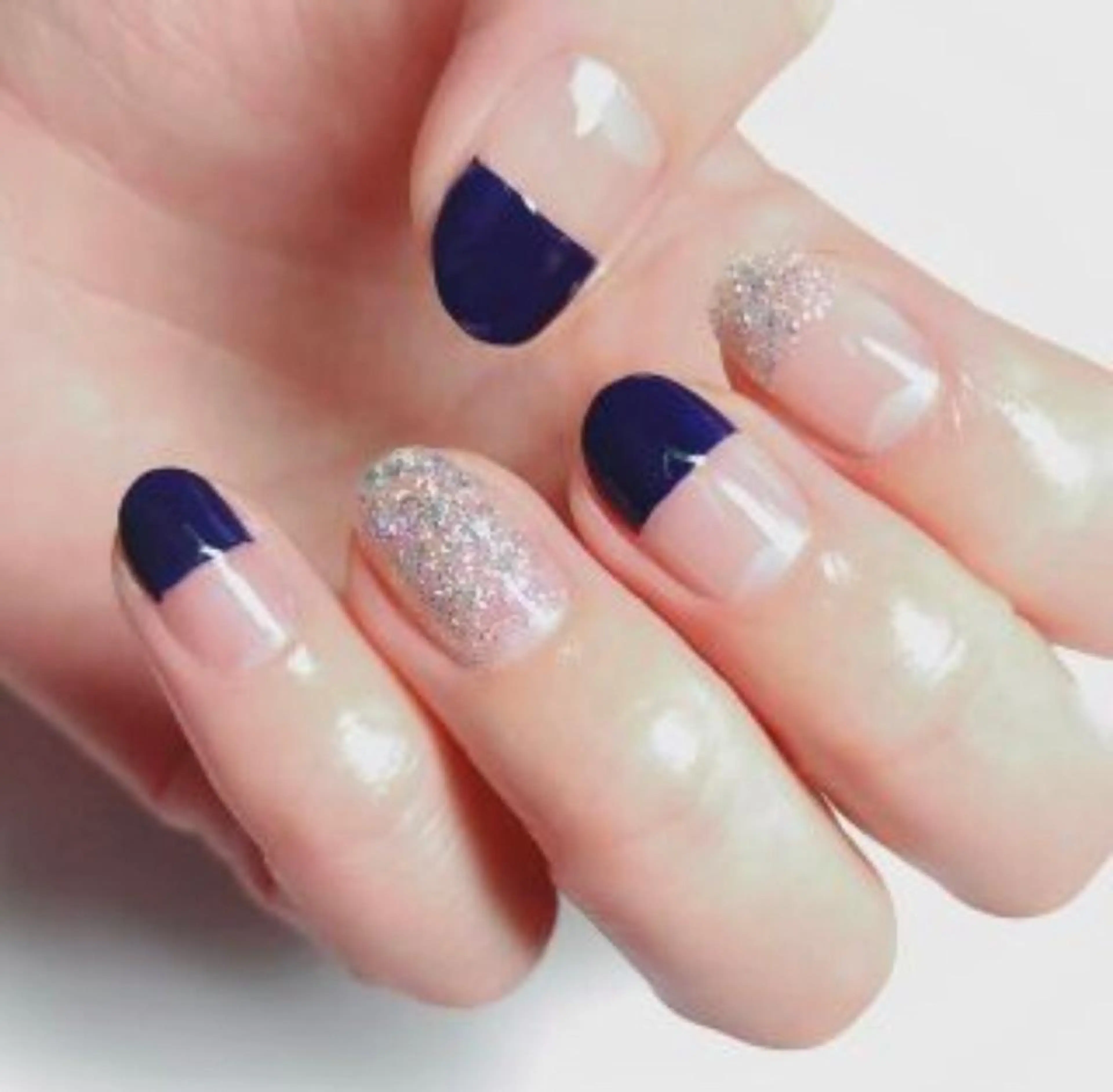 ネイル ハンドネイル ゲン レイカのネイルデザイン