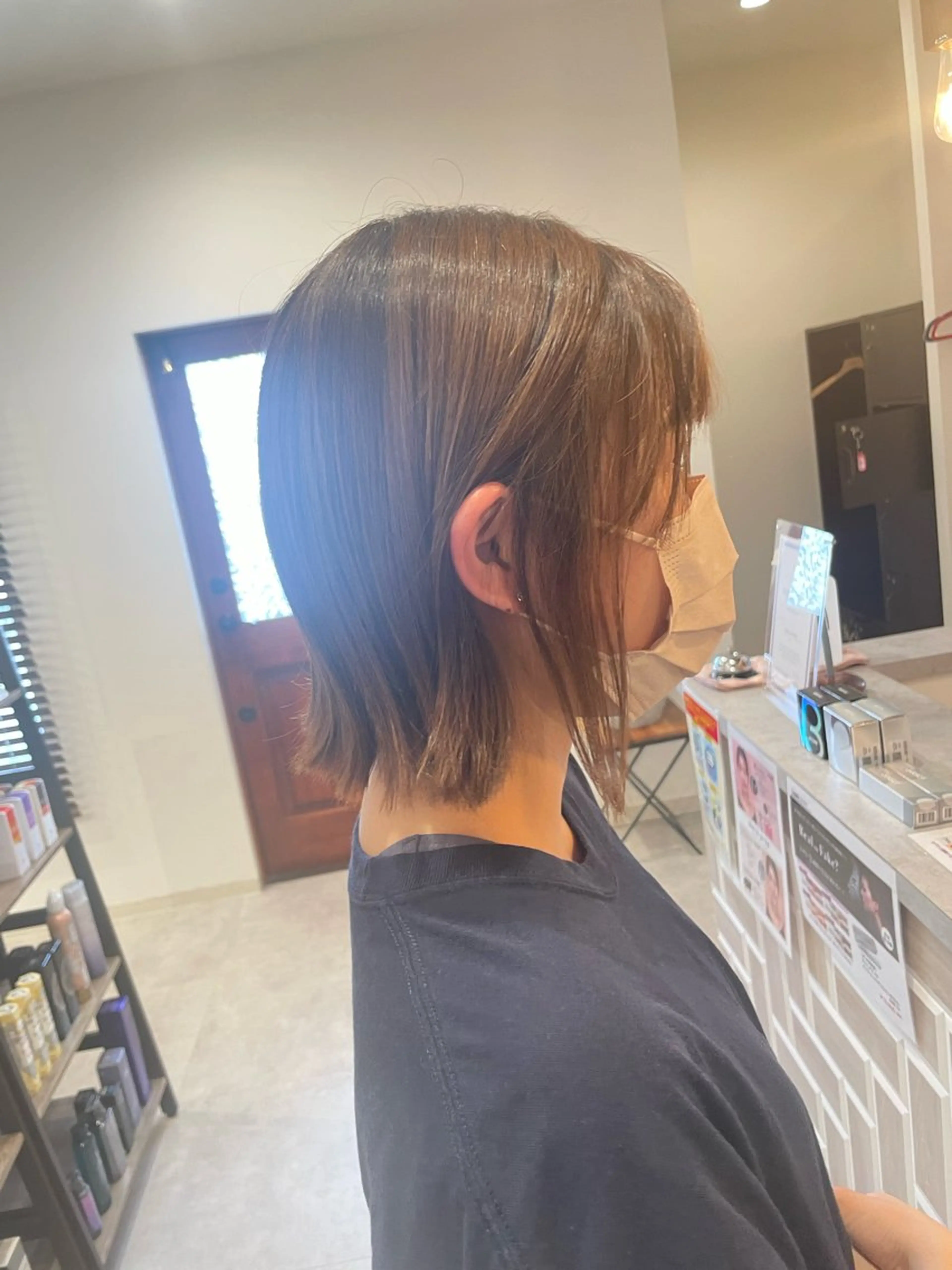 ミディアム no4ナチュラル戸祭所属・山越 美裕樹のヘアスタイル