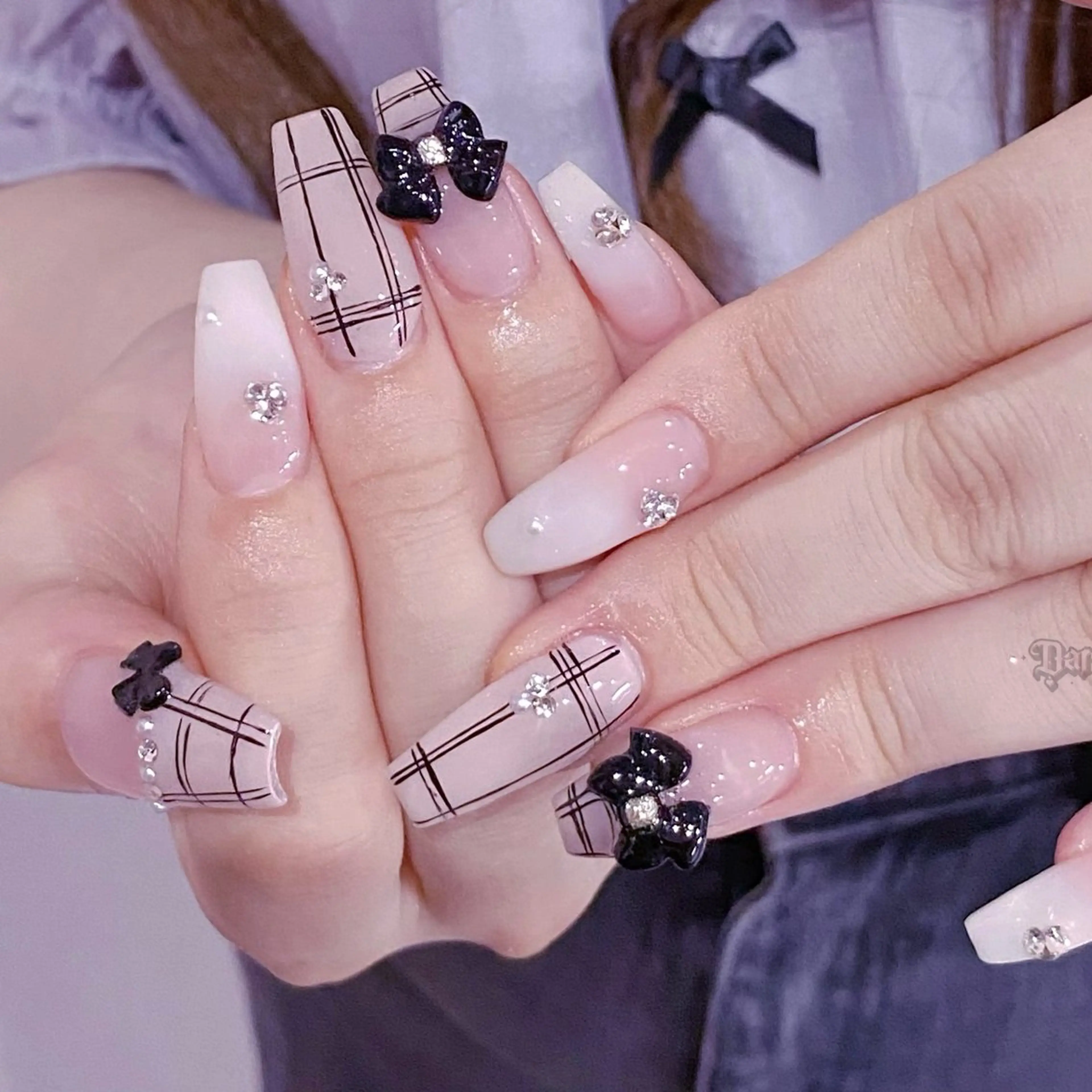 ネイル Dark honey スカルプ専門原宿店のネイルデザイン