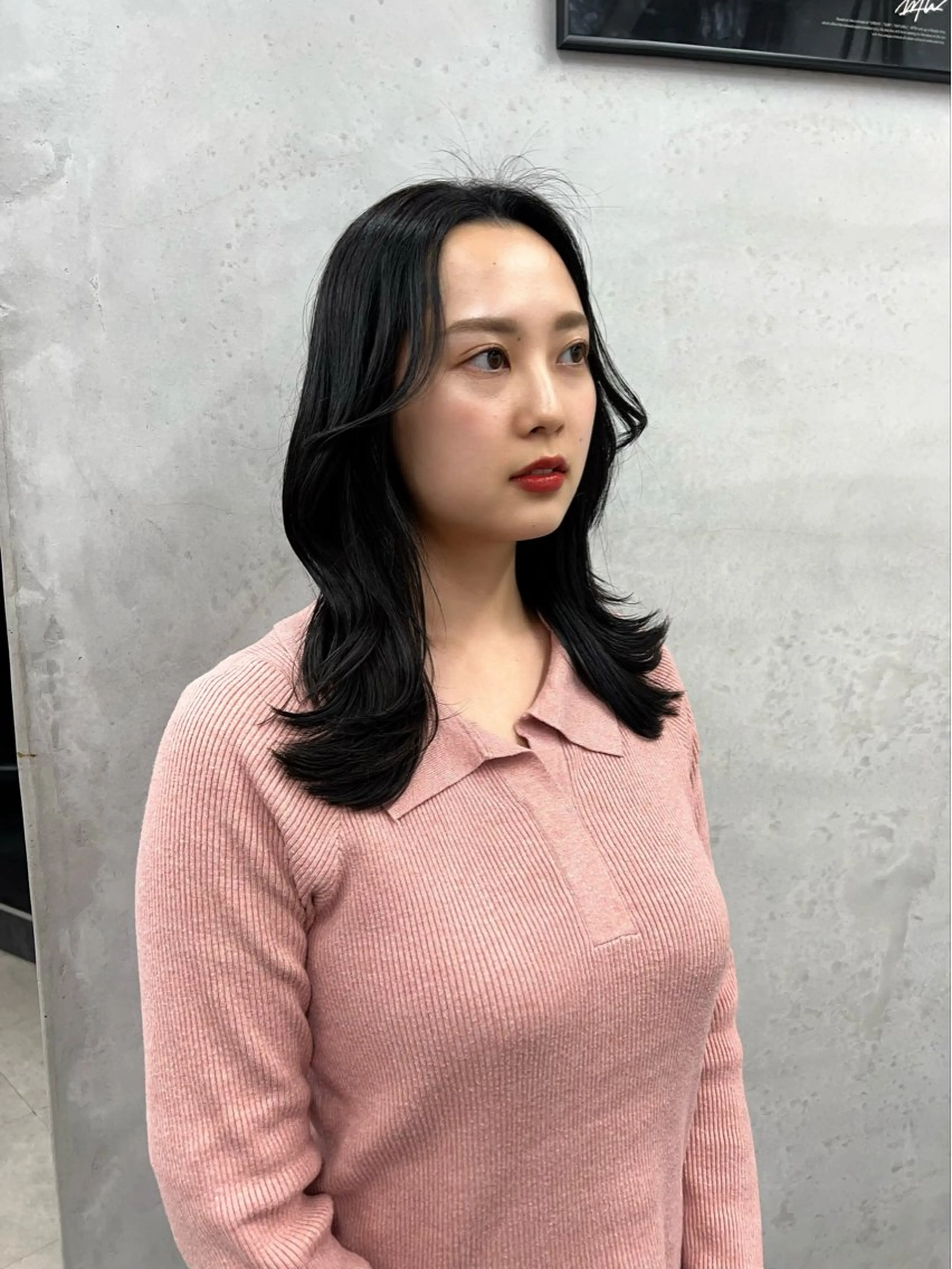 セミロング 暖色カラー/レイヤー カット☁️MEI☁️のヘアスタイル