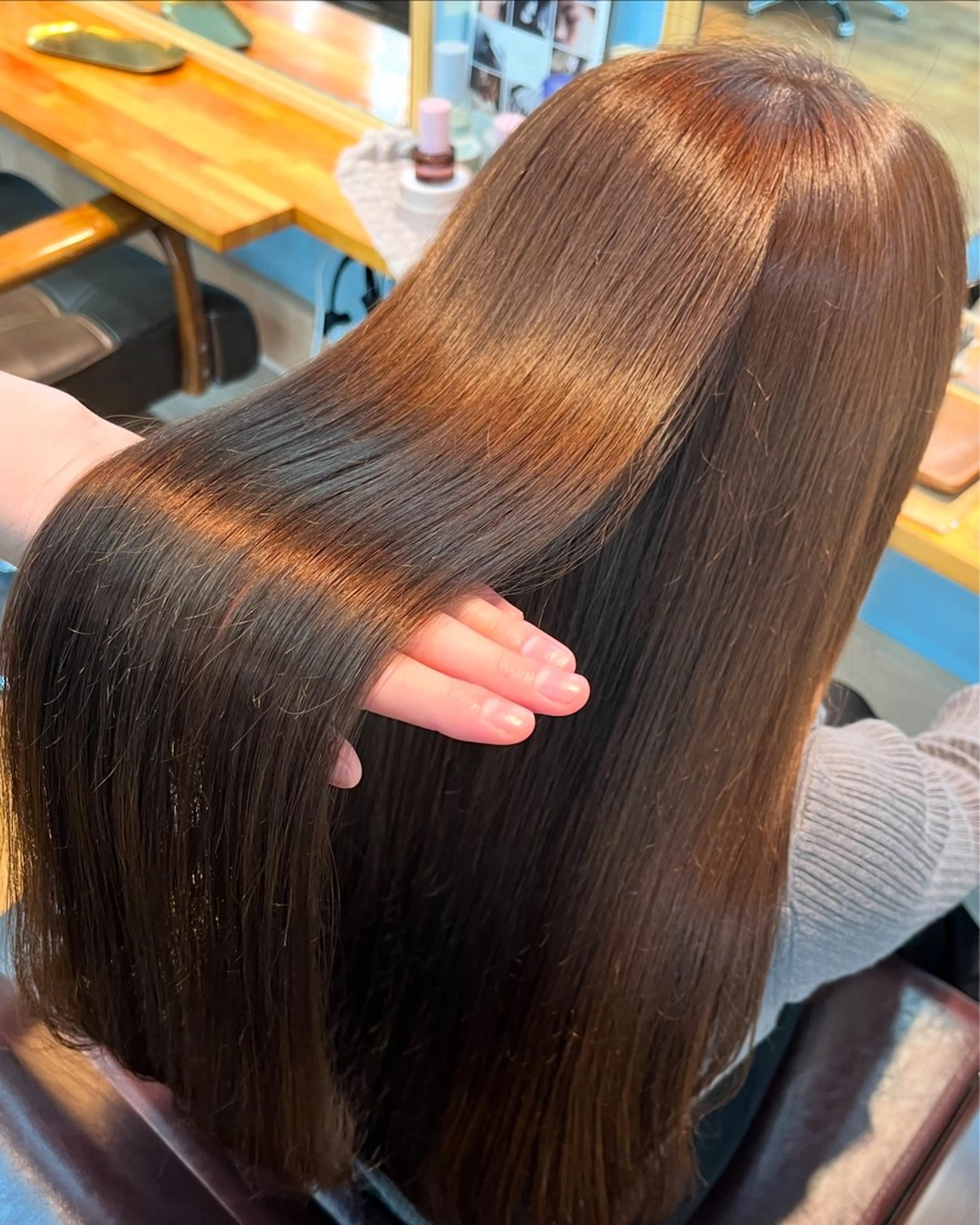 セミロング カラー ダブルカラー インナーカラー 髪質改善 ヘアカラー トリートメント ヘッドスパ 🫧艶髪デザイナー 🫧白石航汰のヘアスタイル