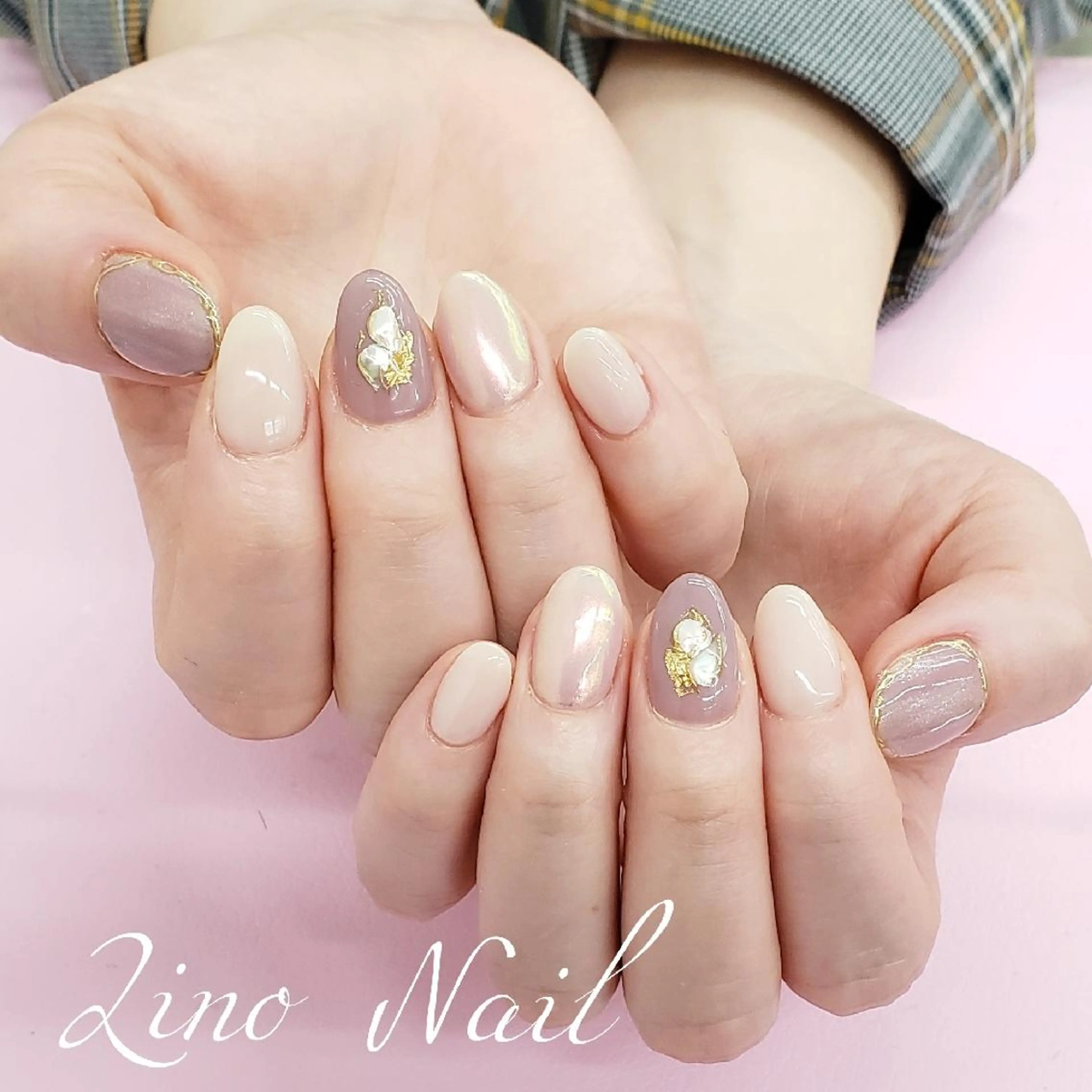 ネイル オーロラネイル カジュアル ジェルネイル キラキラネイル ミラーネイル ハンドネイル Lino Nailのネイルデザイン