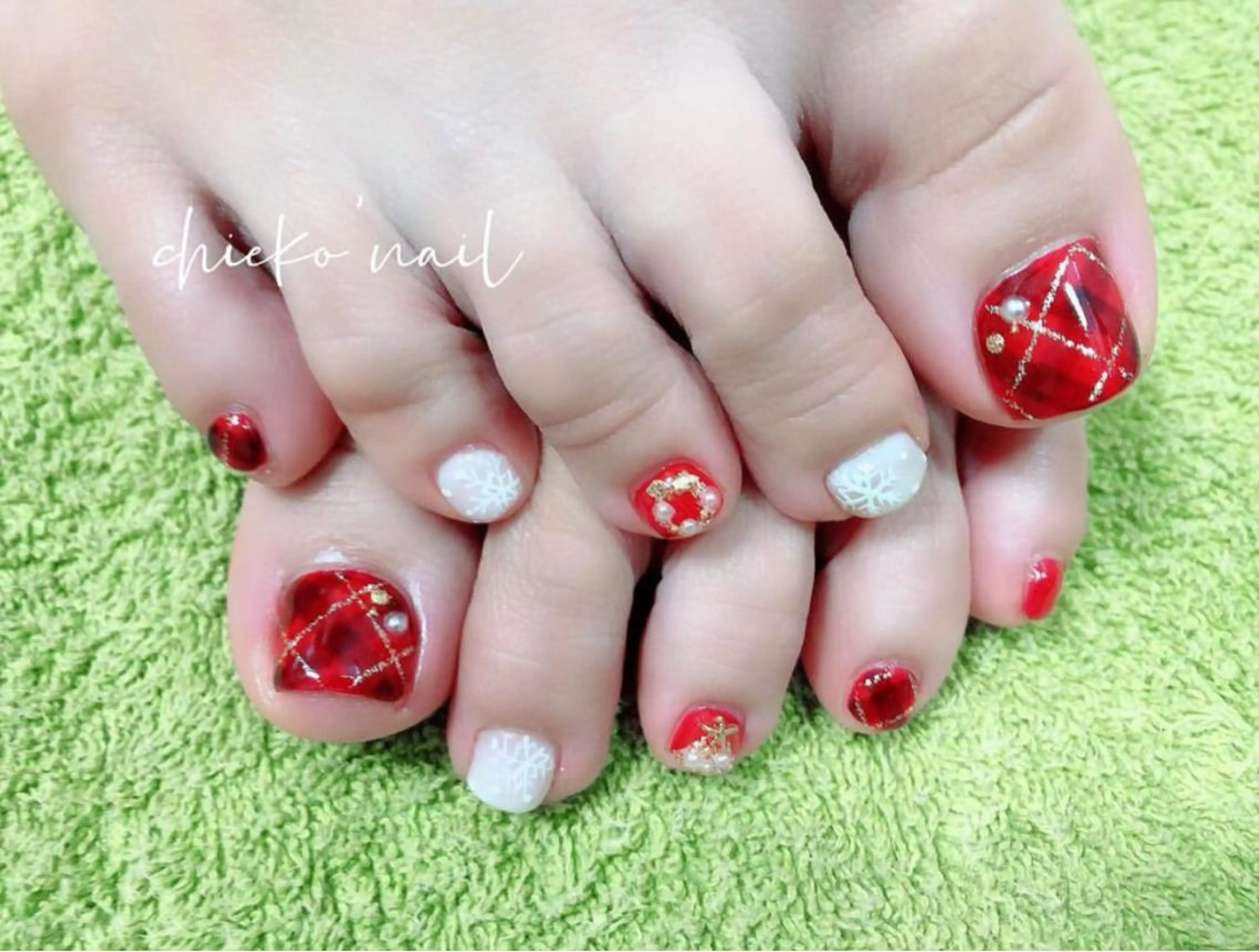 ネイル chieko'nail所属・CHILL NAIL 読谷のネイルデザイン