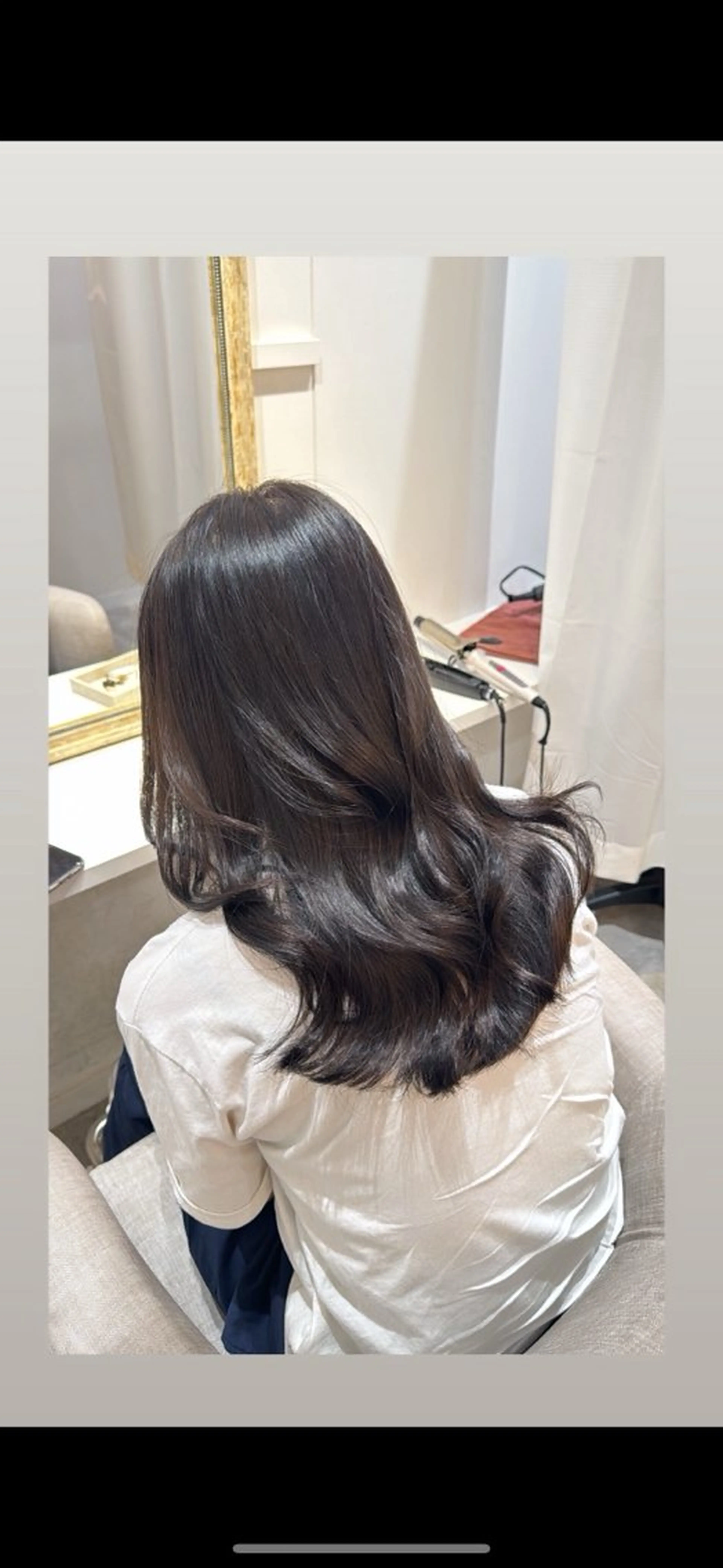 ロング カラー アッシュ アッシュブラウン ベージュカラー 黒髪 ブリーチ カット ヘアカラー トリートメント 赤み無し柔らかカラー 【梅田】madokaのヘアスタイル