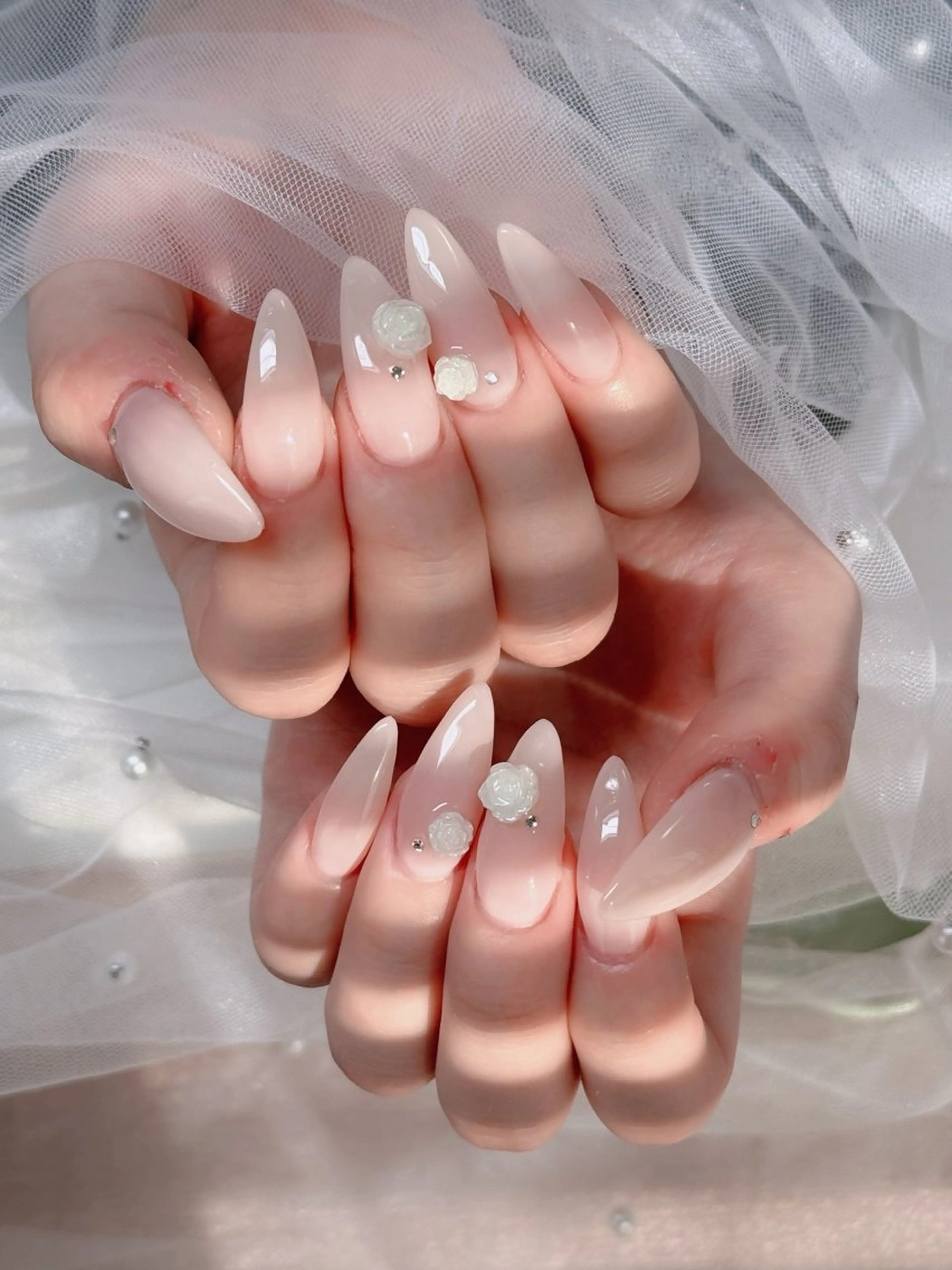 ネイル フレンチネイル ジェルネイル ガラスフレンチ ハロウィン ハート ハンドネイル H.baby Nail Salonのネイルデザイン