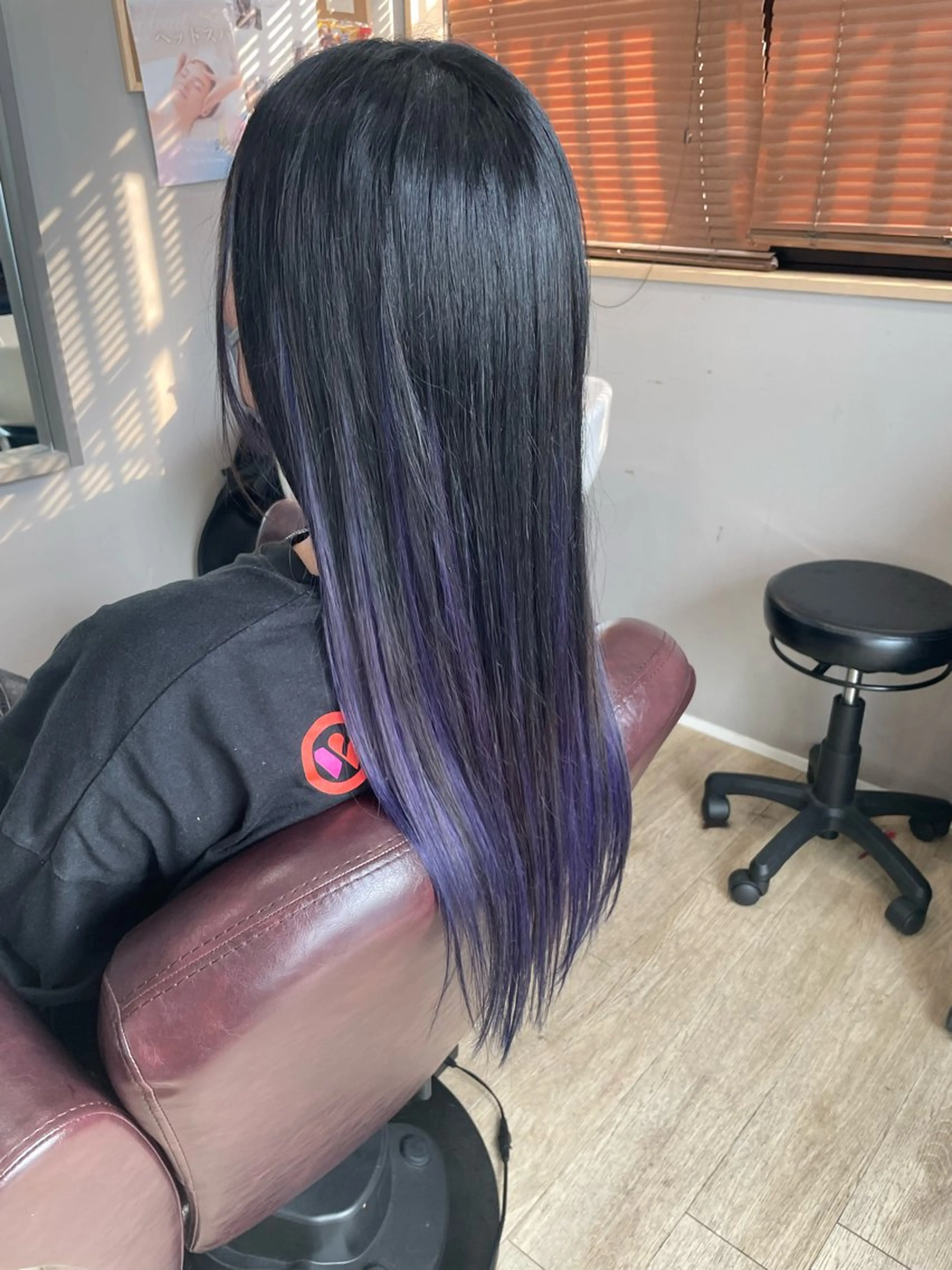 ロング カラー ラベンダーカラー Hair room Leaのヘアスタイル