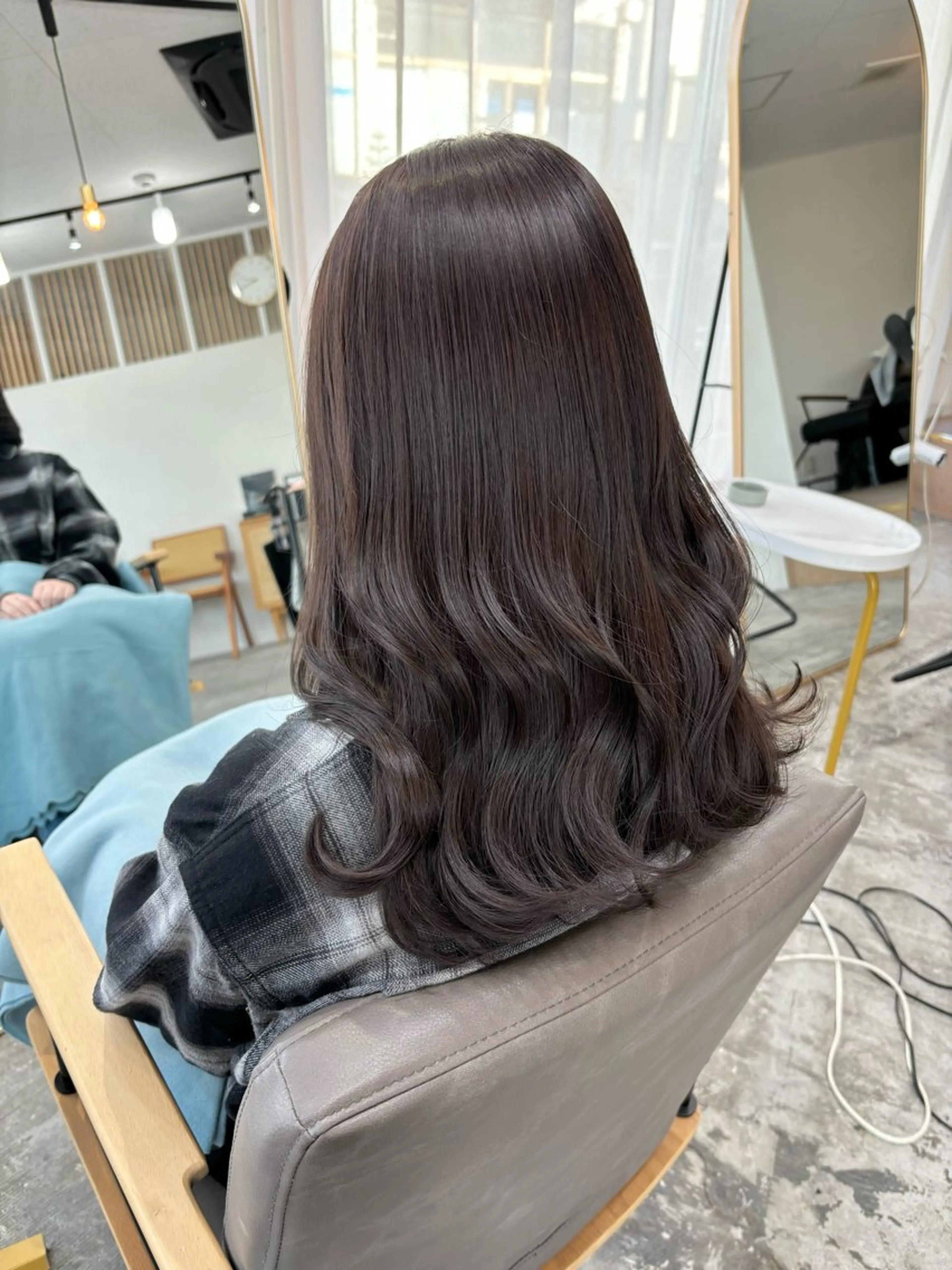 セミロング カラー グレージュ シアーグレージュ yunica所属・yunica manaeのヘアスタイル