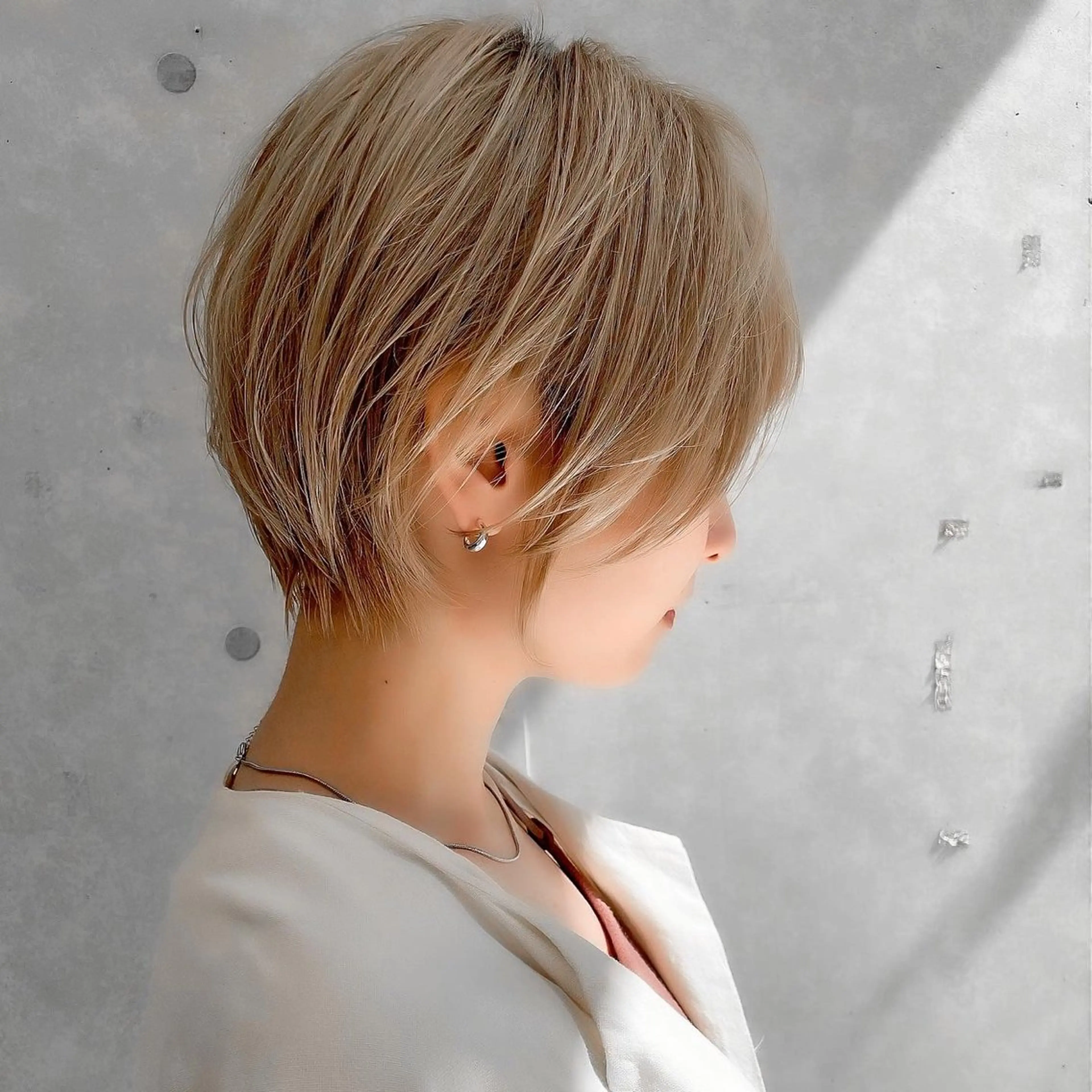 ショート レイヤー/韓国/ 顔周り/しんやのヘアスタイル