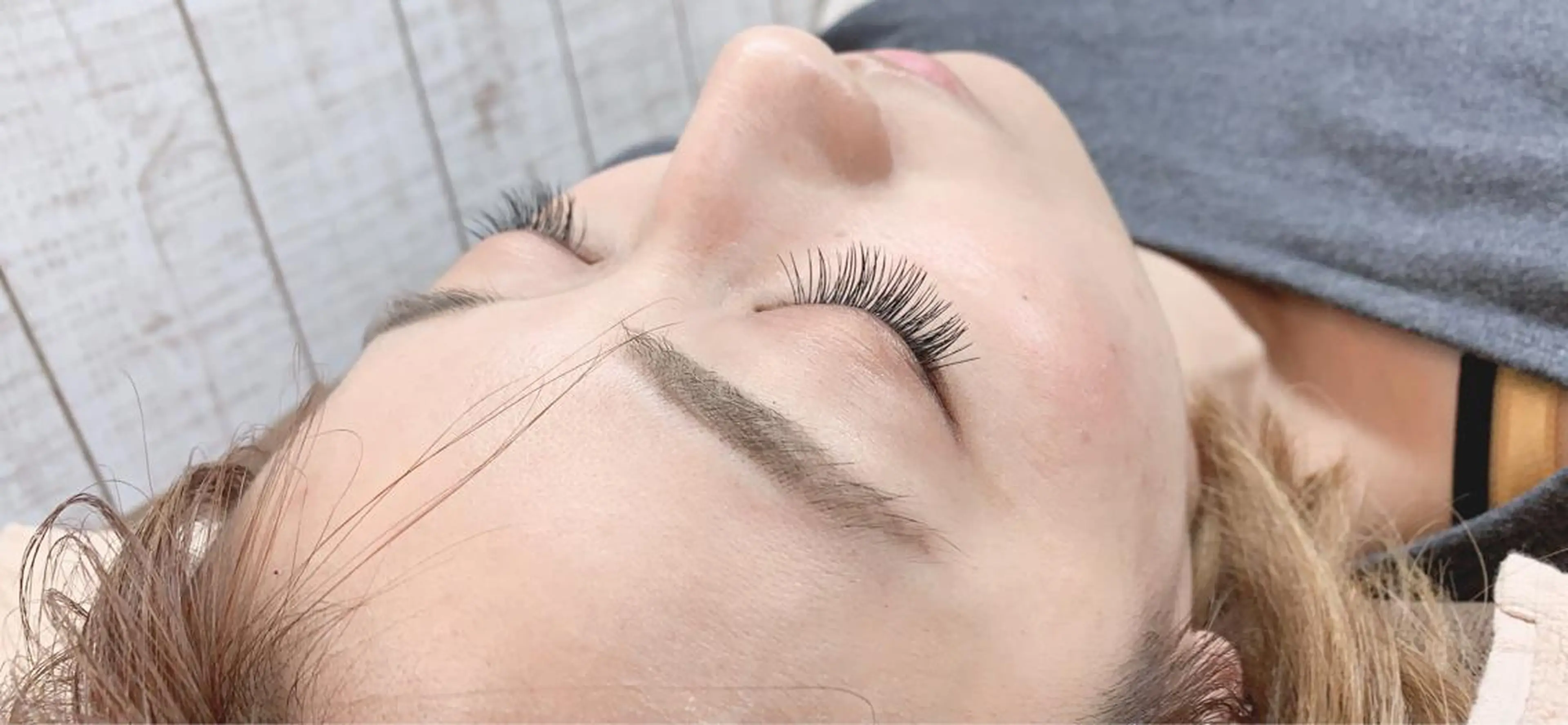 カラー ネイル マツエク・マツパ 指名支持率NO.1 スタイリストのヘアスタイル