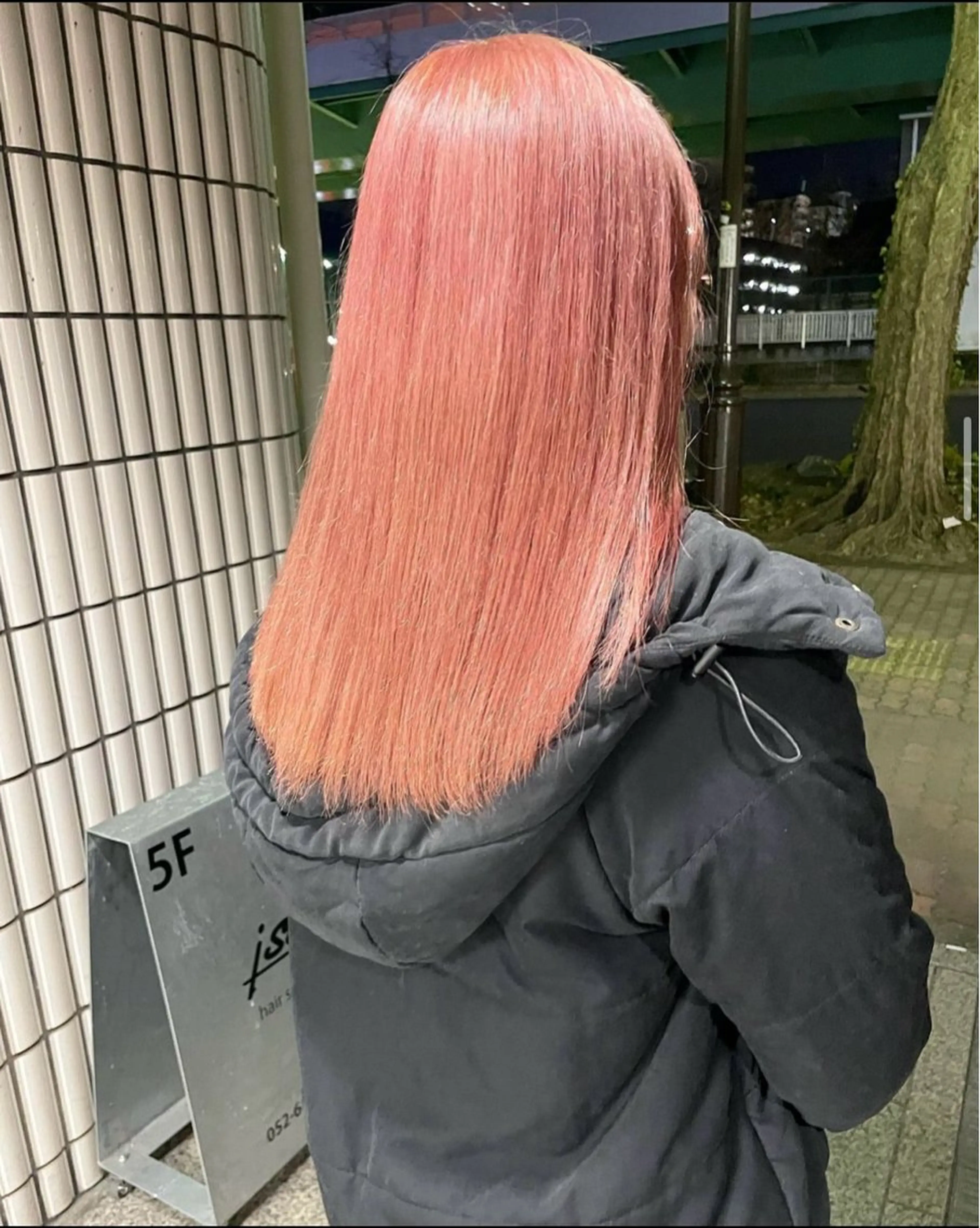 セミロング カラー ヘアカラー トリートメント カットモデル/ ハイトーン/ゆうあのヘアスタイル