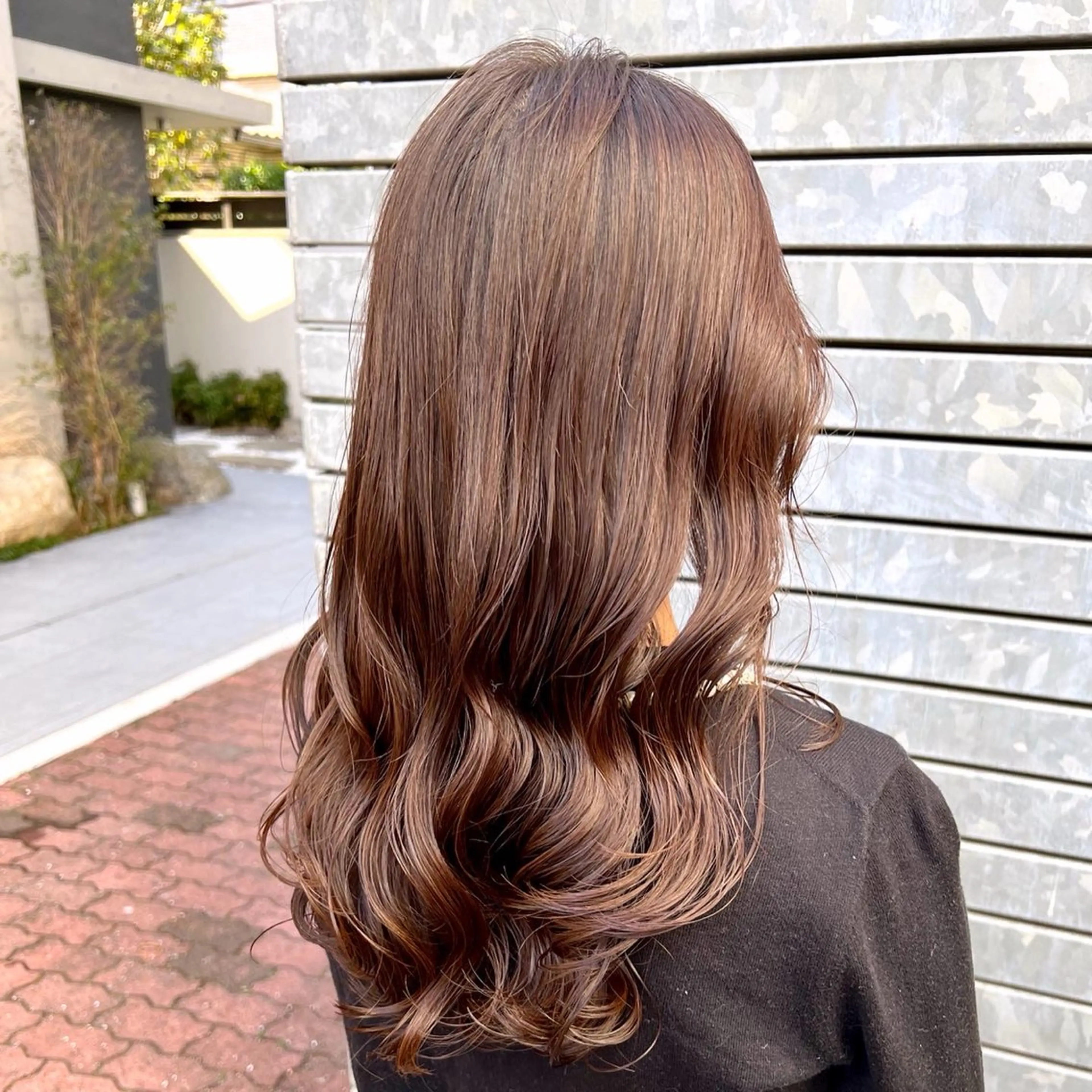 カット➕韓国風コテ巻きパーマ➕髪質改善トリートメントの写真