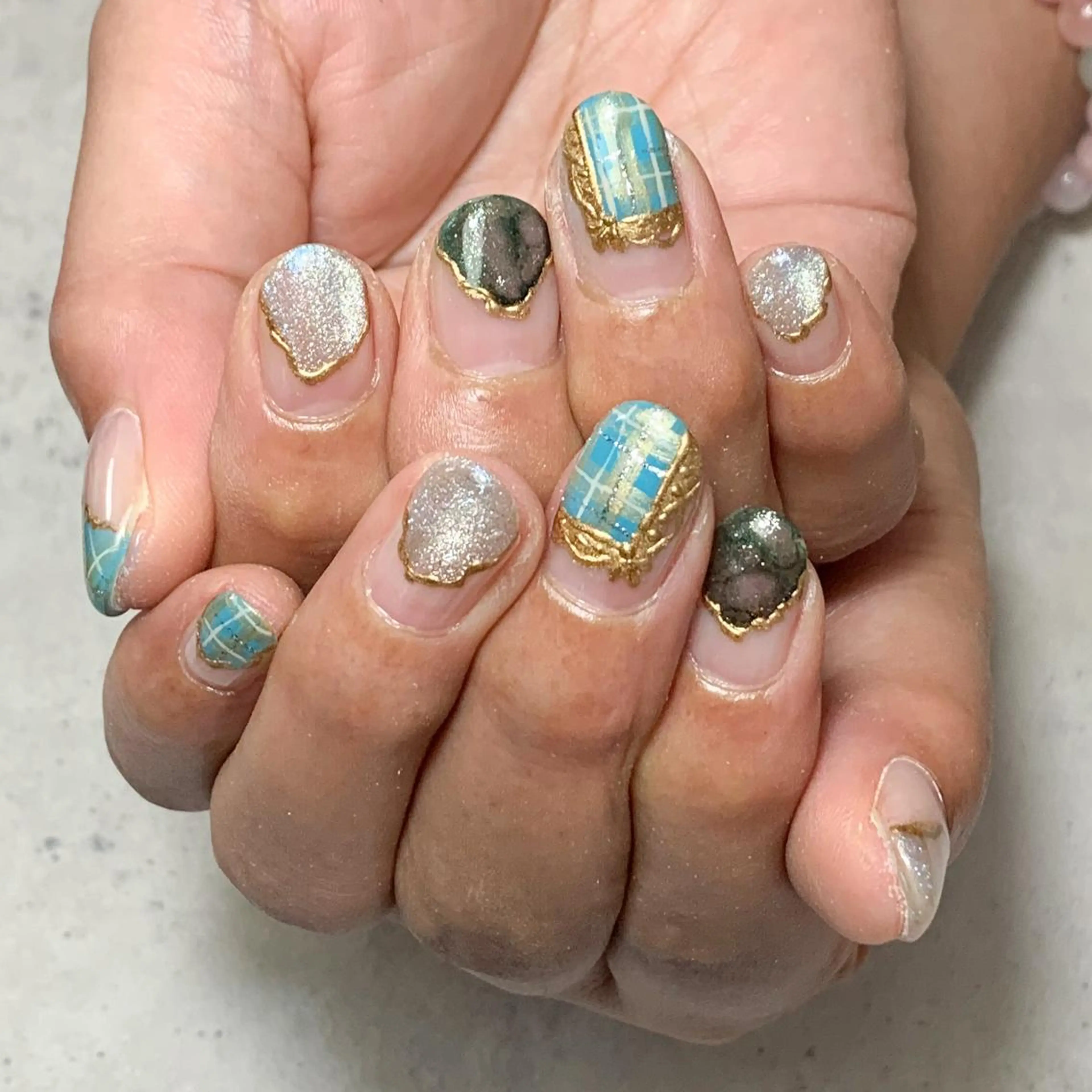 ネイル atelier FIORITURA所属・FIORITURA aiのネイルデザイン