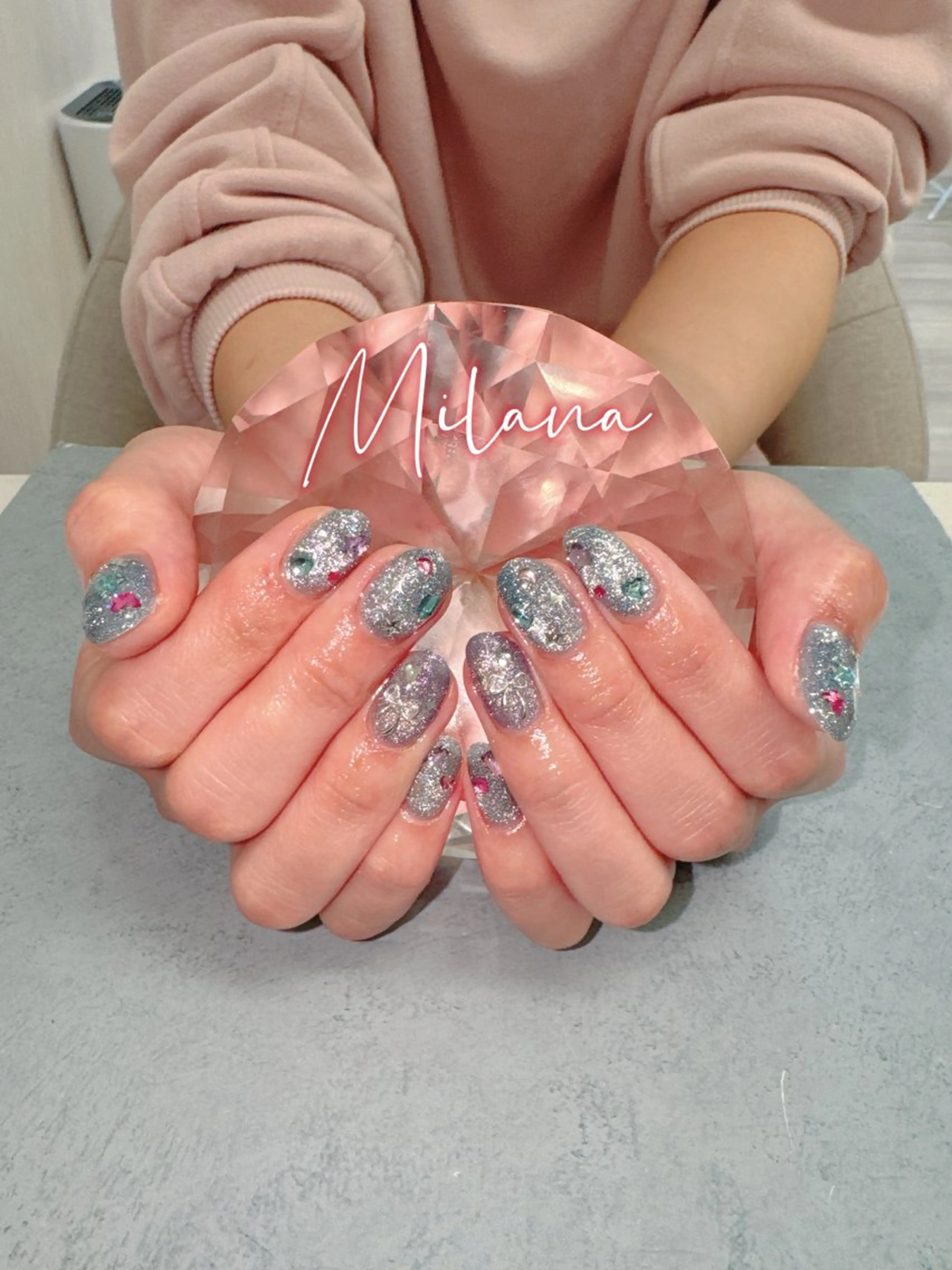 ネイル キラキラネイル ストーンネイル ハンドネイル Milana 山元のネイルデザイン