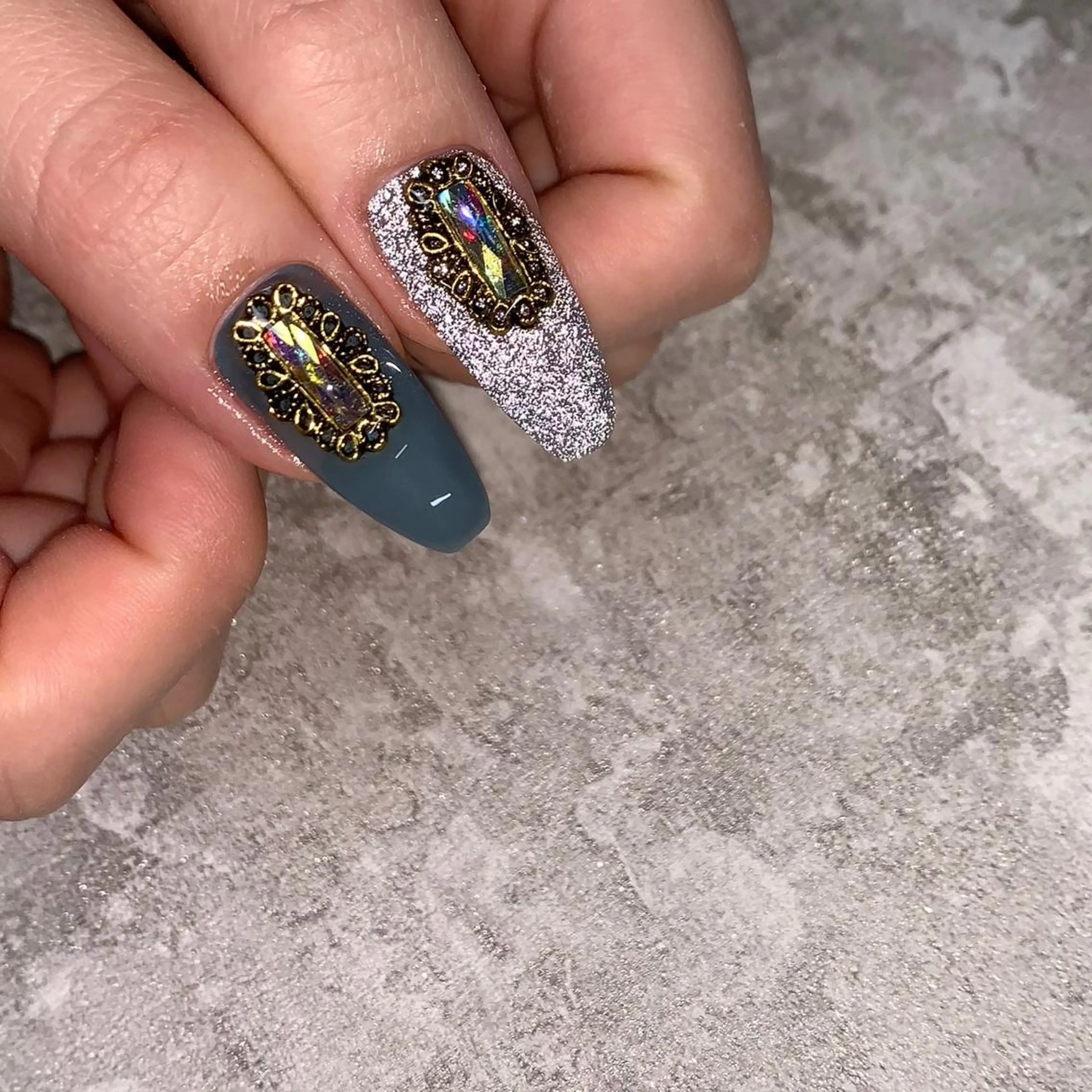 ネイル S♡JEWEL所属・S. JEWELのネイルデザイン