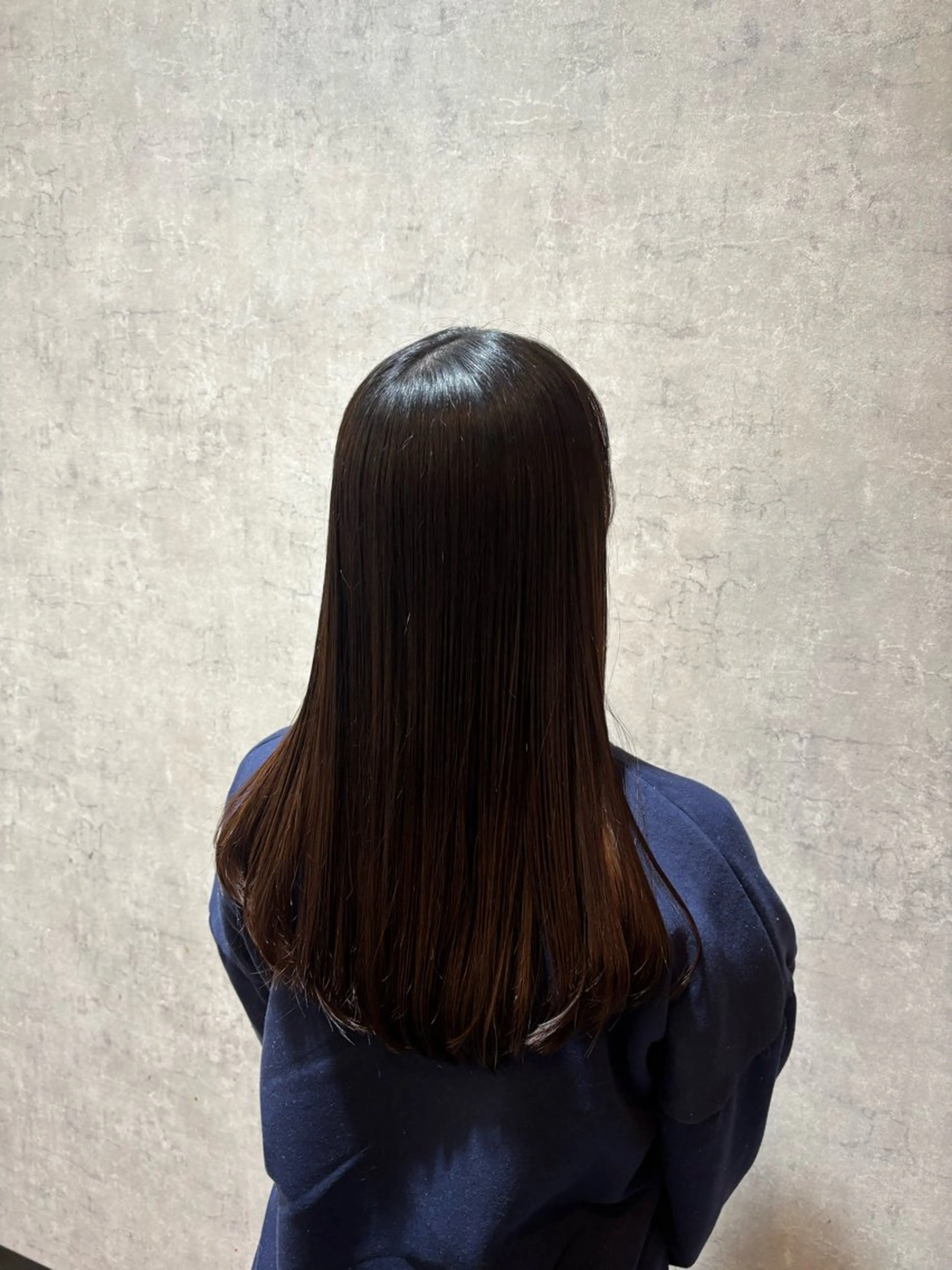 ロング 下山 萌華のヘアスタイル
