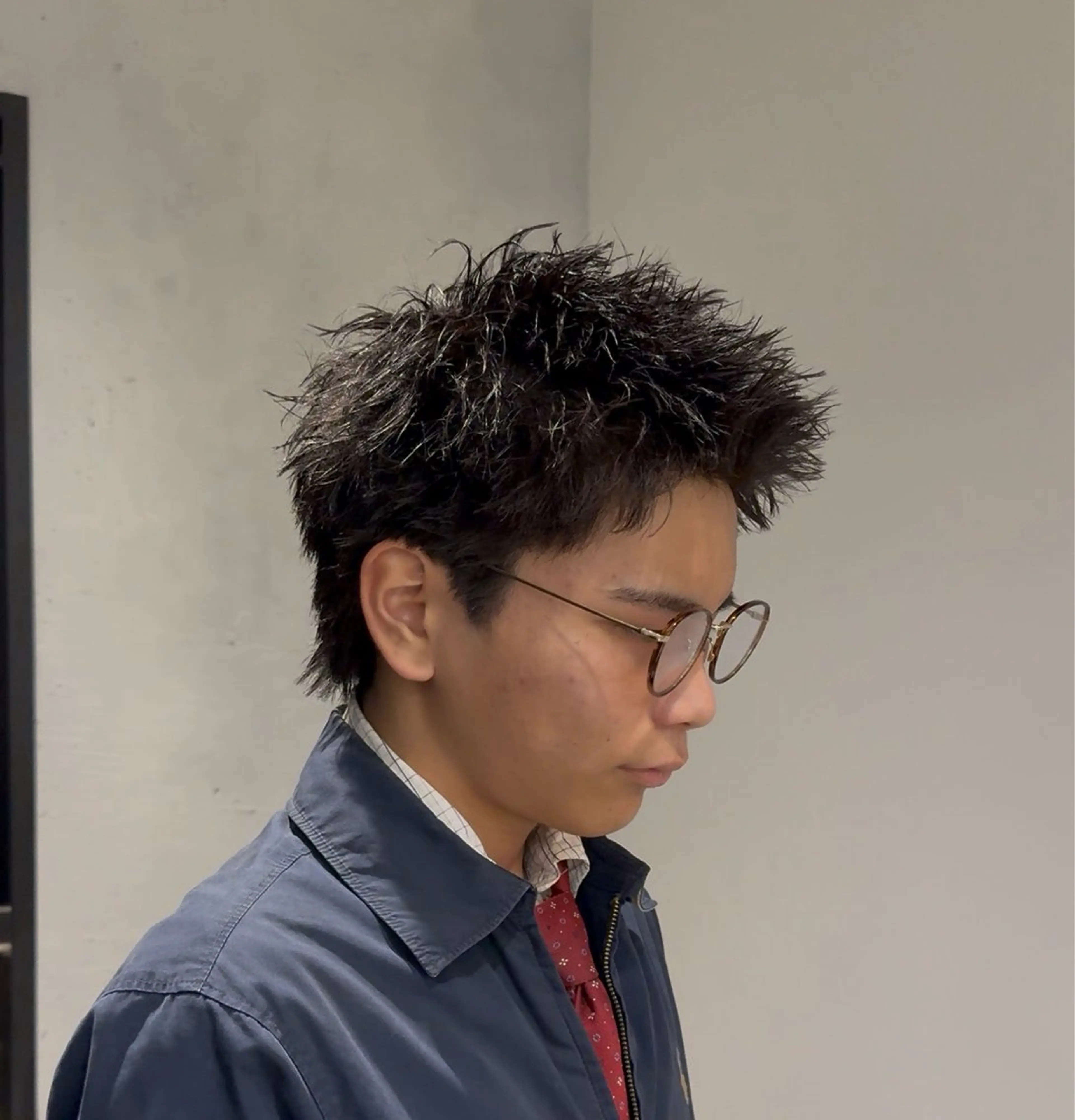 パーマ メンズ カット パーマ SALOWIN梅田茶屋町North店所属・岡田/メンズ特化/パ ーマ&ショートのプロのヘアスタイル