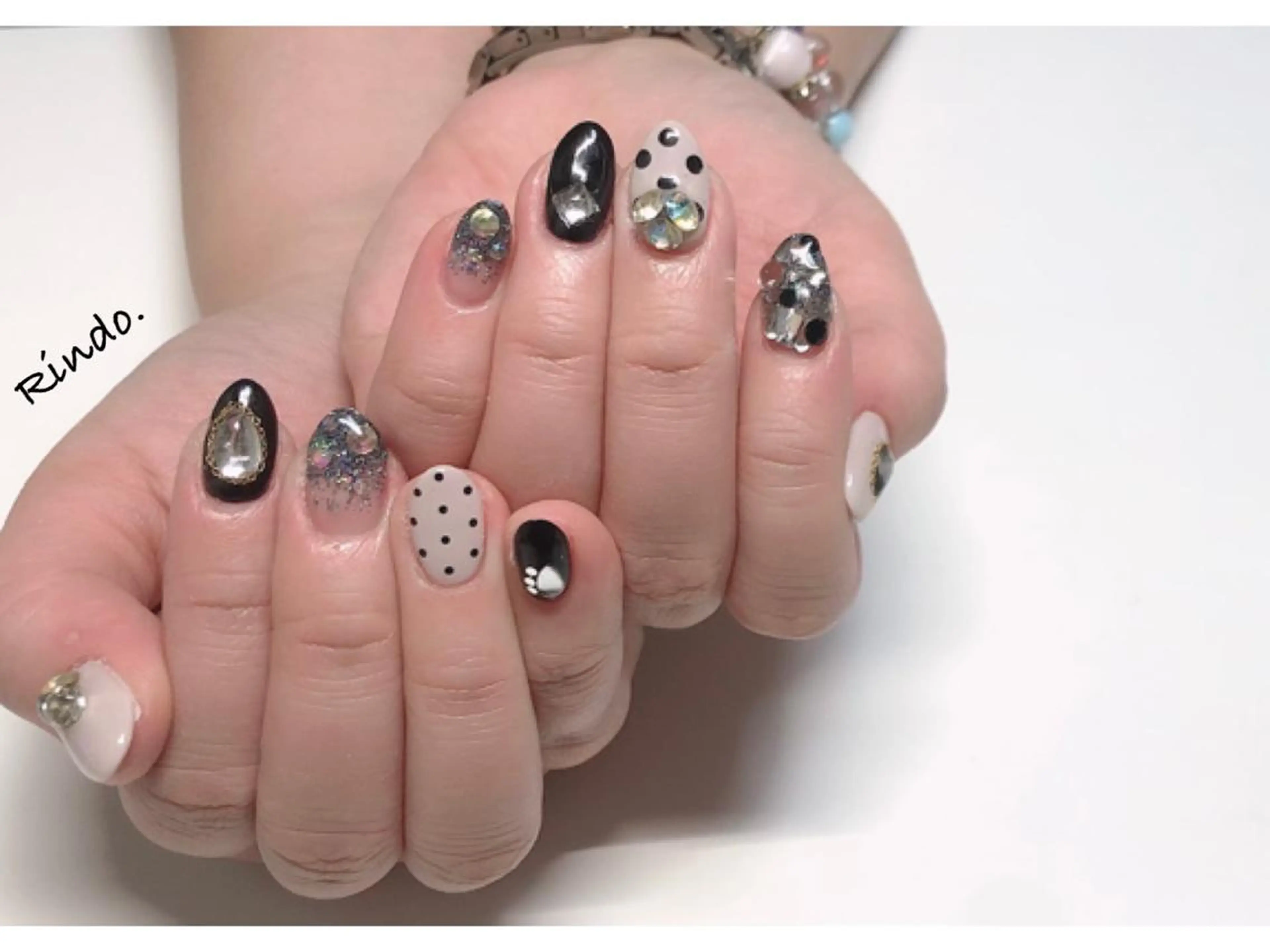 ネイル キラキラネイル 韓国ネイル マットネイル ハンドネイル Rindo.ネイル ♡耳つぼジュエリーのその他イメージ