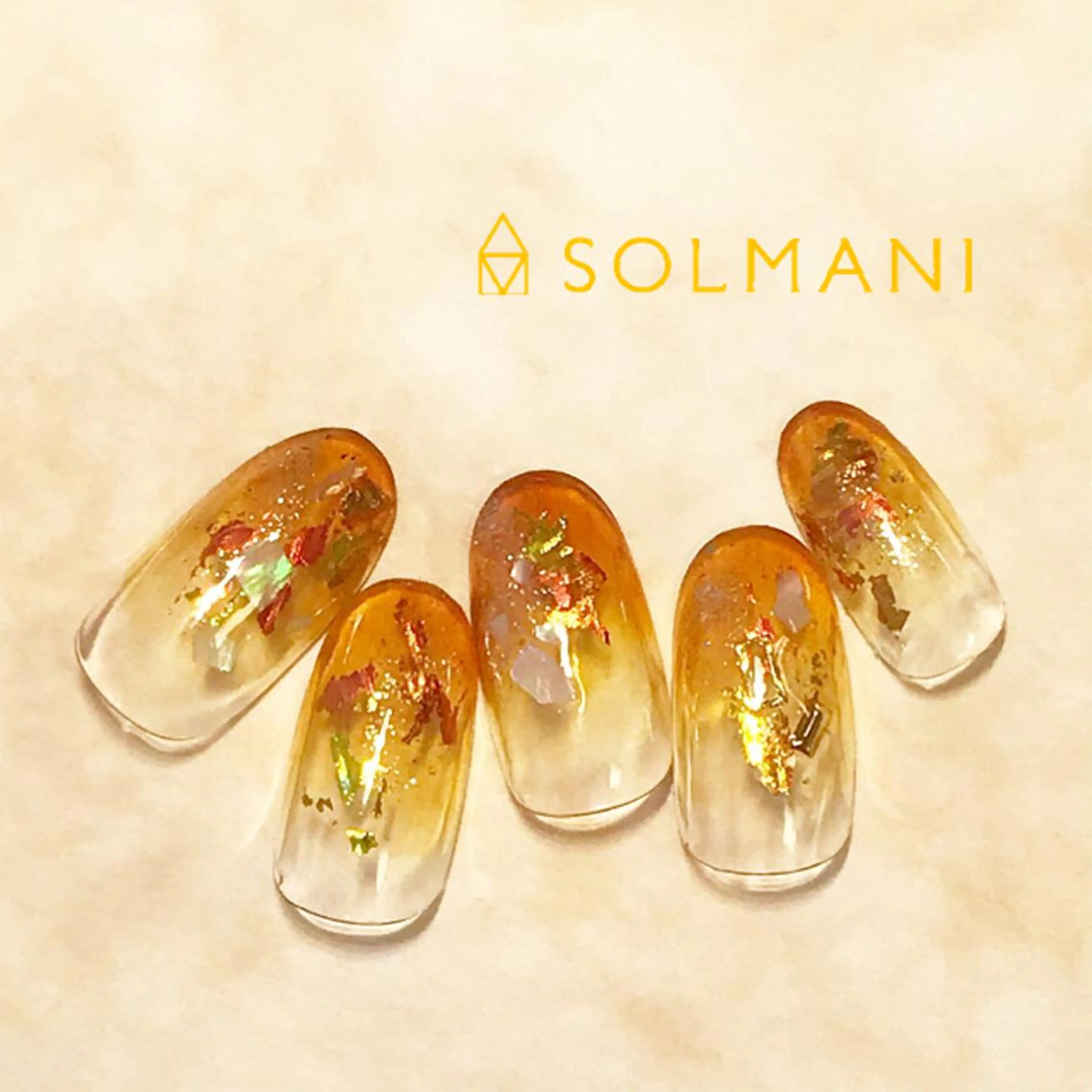 ネイル SOLMANI 予約担当のネイルデザイン