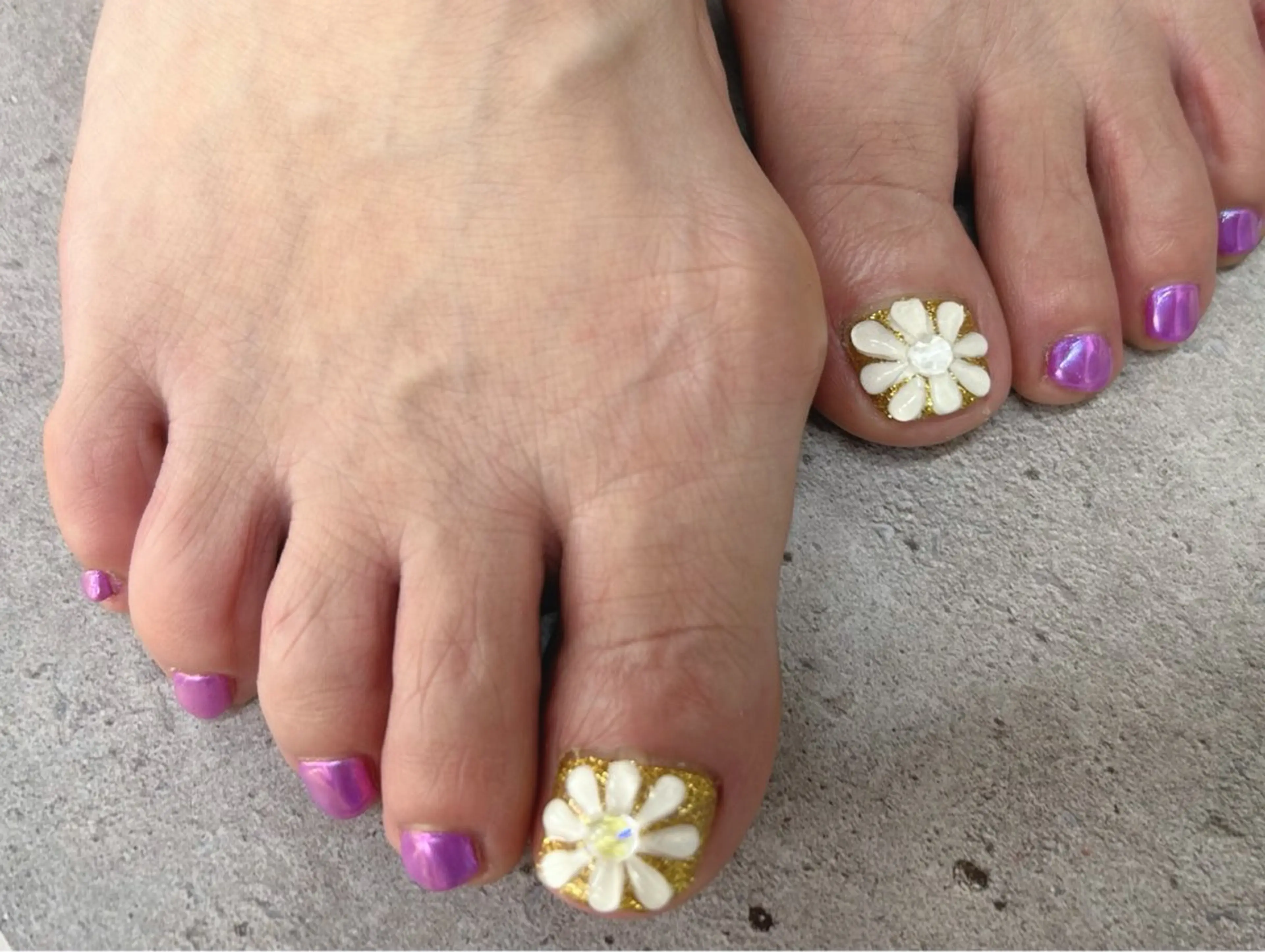 ネイル フラワーネイル ぷっくりネイル フットネイル Nail Salon agré所属・agré ネイルサロン　アグレのネイルデザイン