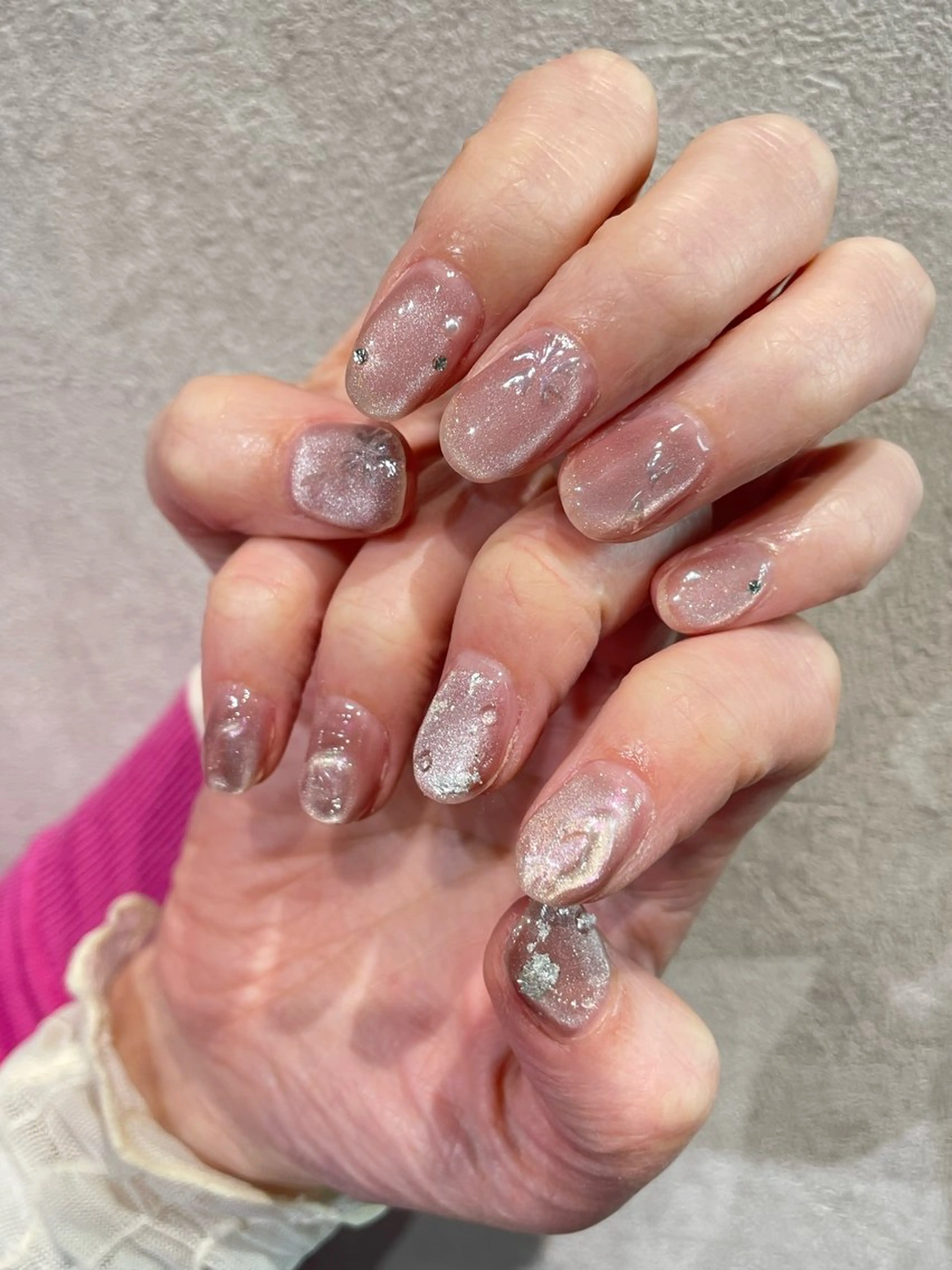 ネイル 桜ネイル マグネットネイル シルバー 春ネイル ハンドネイル ナチュラル透明感🌱 小山美樹子のヘアスタイル