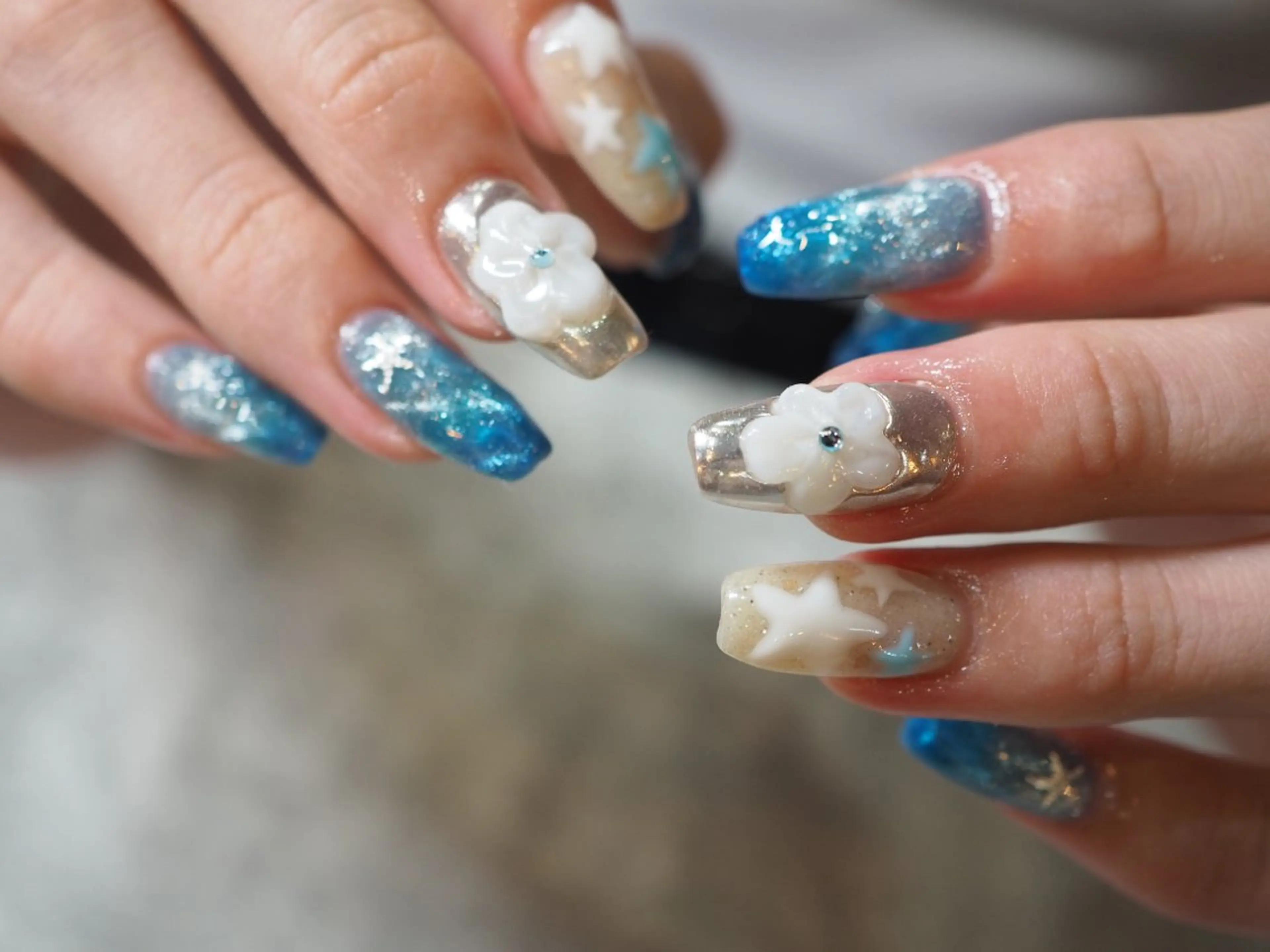 ネイル ハンドネイル glaNje shioriのネイルデザイン