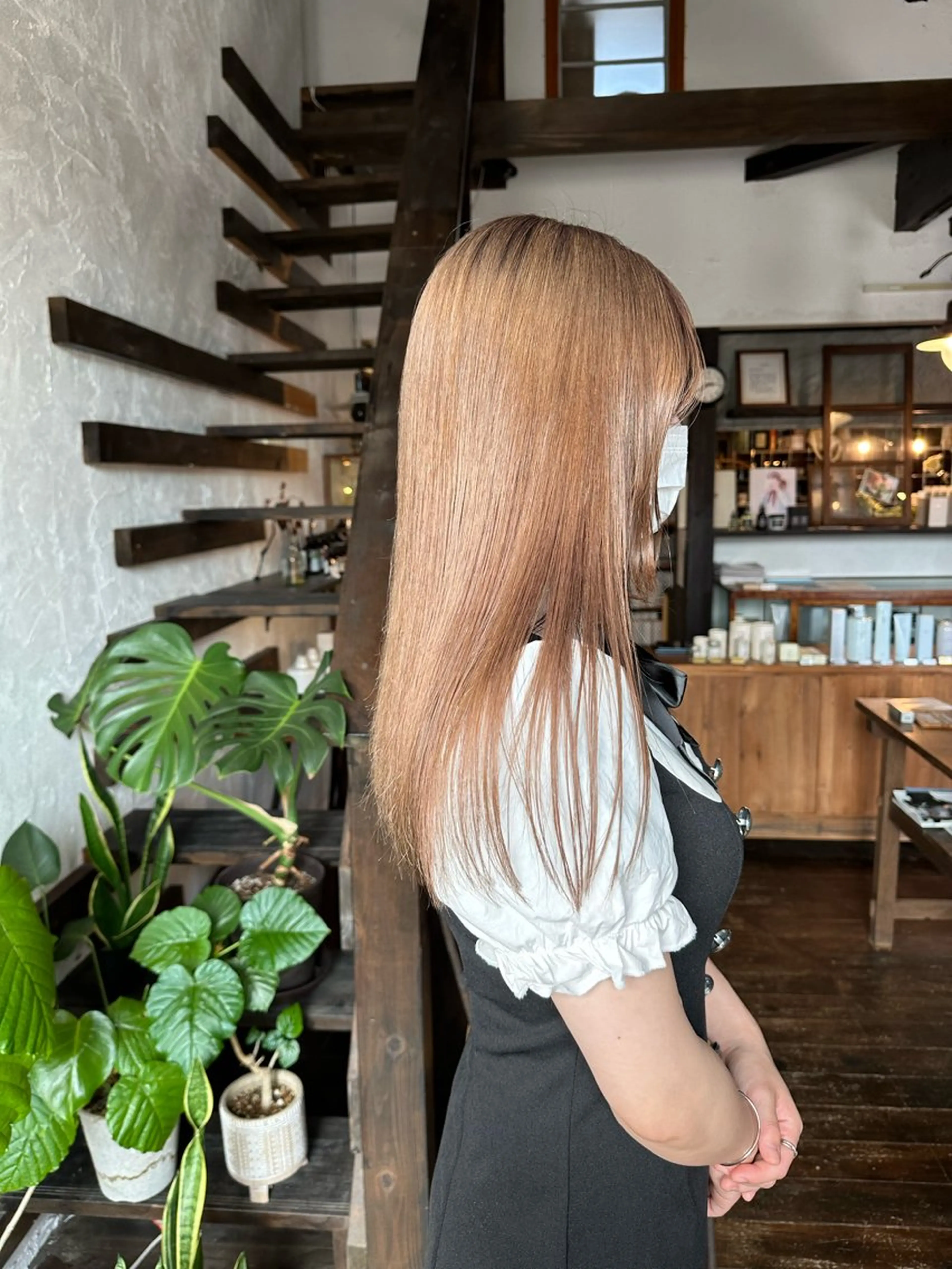 ロング カラー ブリーチ 🦖ノザワ リンカ🦖のヘアスタイル