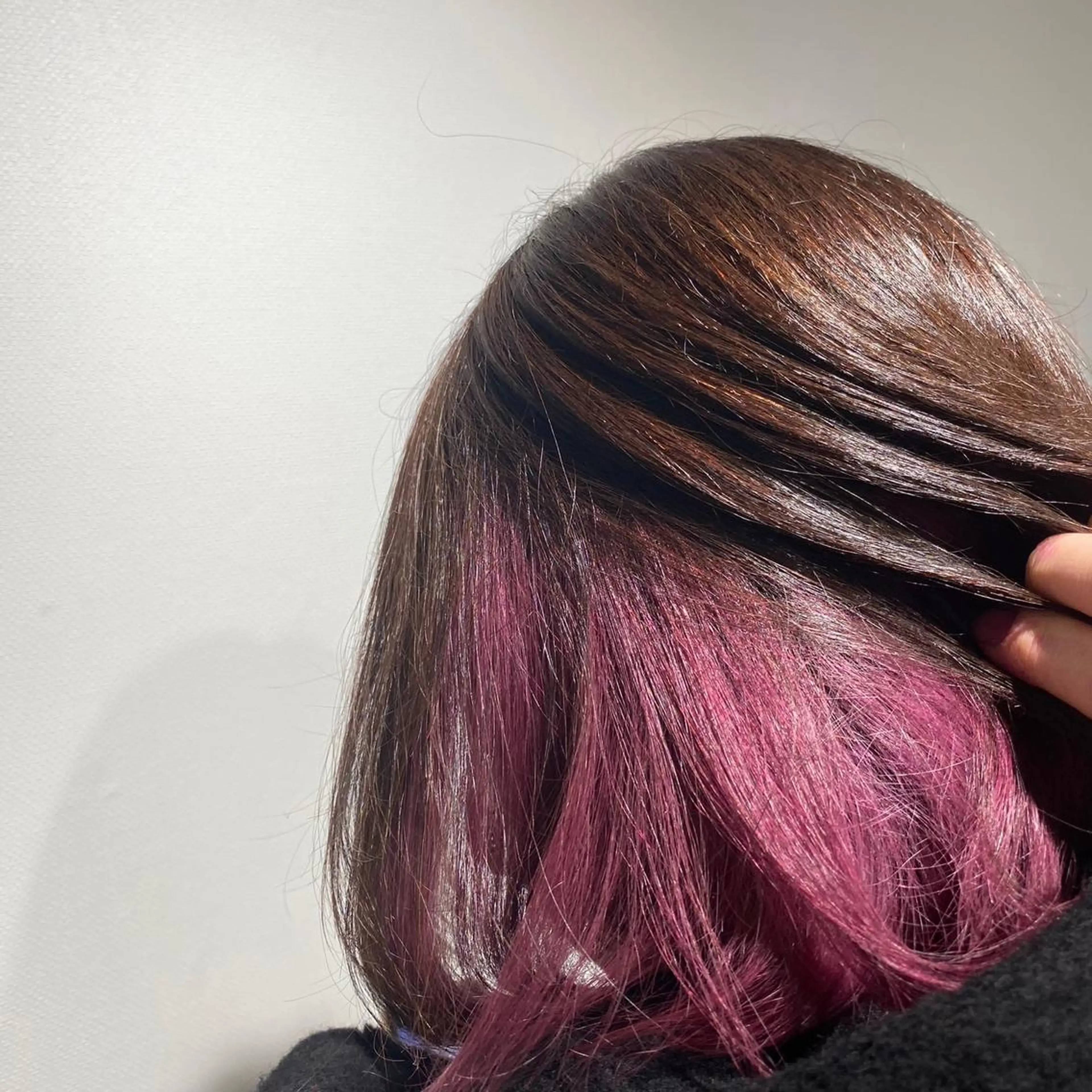 セミロング カラー アッシュ アッシュグレー アッシュグレージュ バレイヤージュ ミストバング ヘアカラー トリートメント 🌟🍒ハイトーン 韓国ヘア/ユウミのヘアスタイル