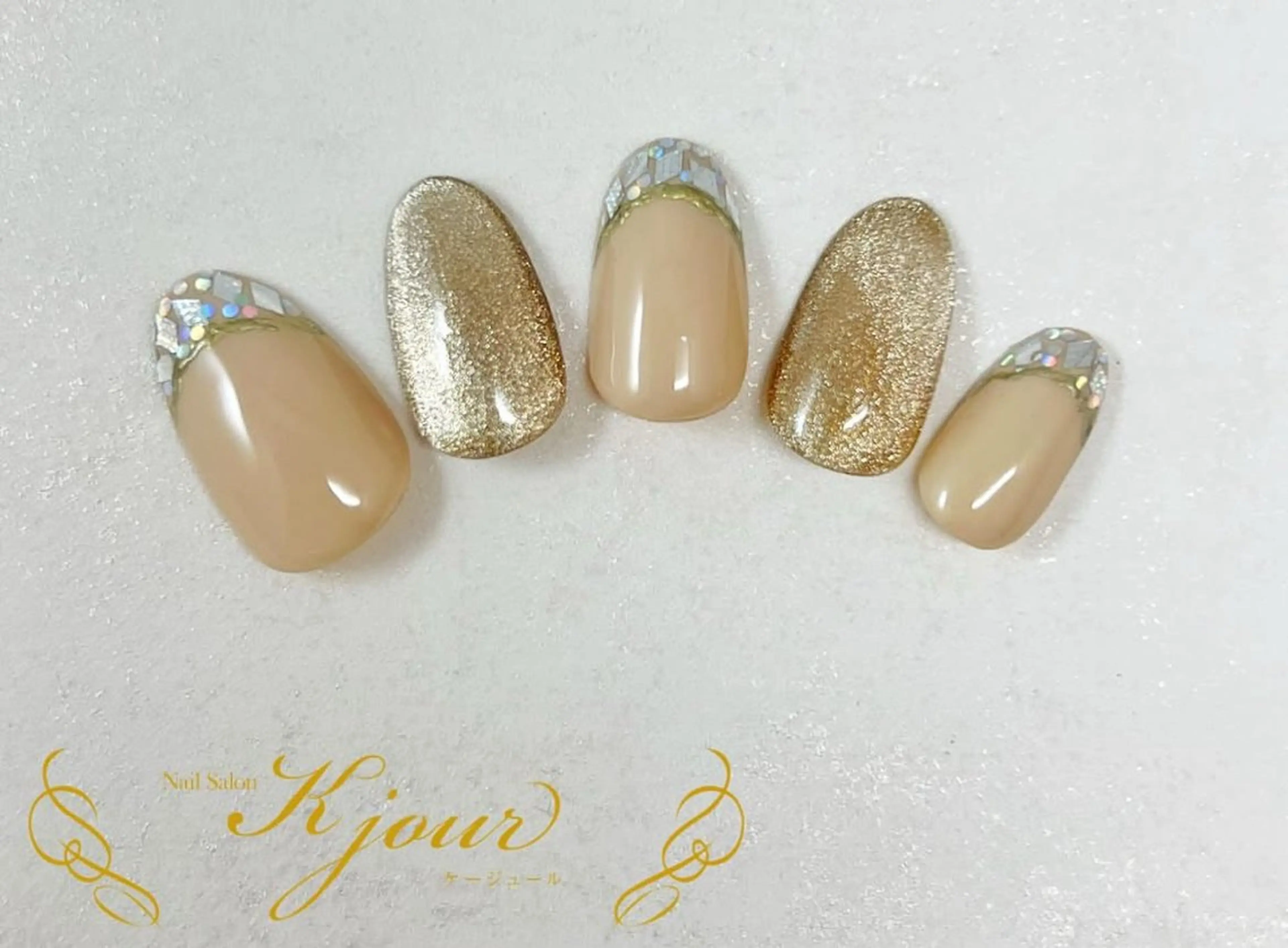 オフなし ハンド  デザインネイル Aの写真