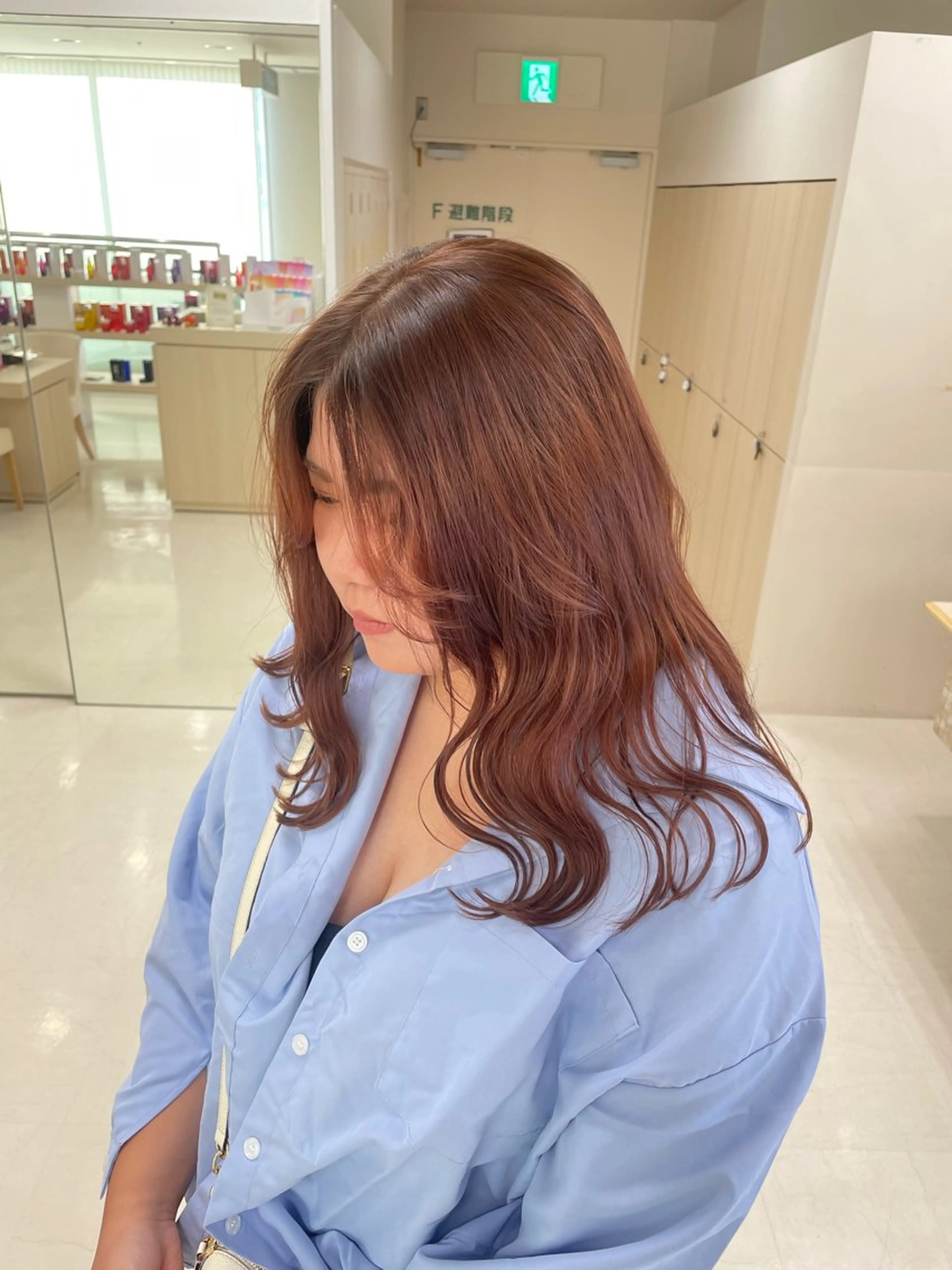 ロング カラー カット ヘアカラー トリートメント ヘッドスパ ヘアセット 暖色レイヤー 🥀REIRIのヘアスタイル