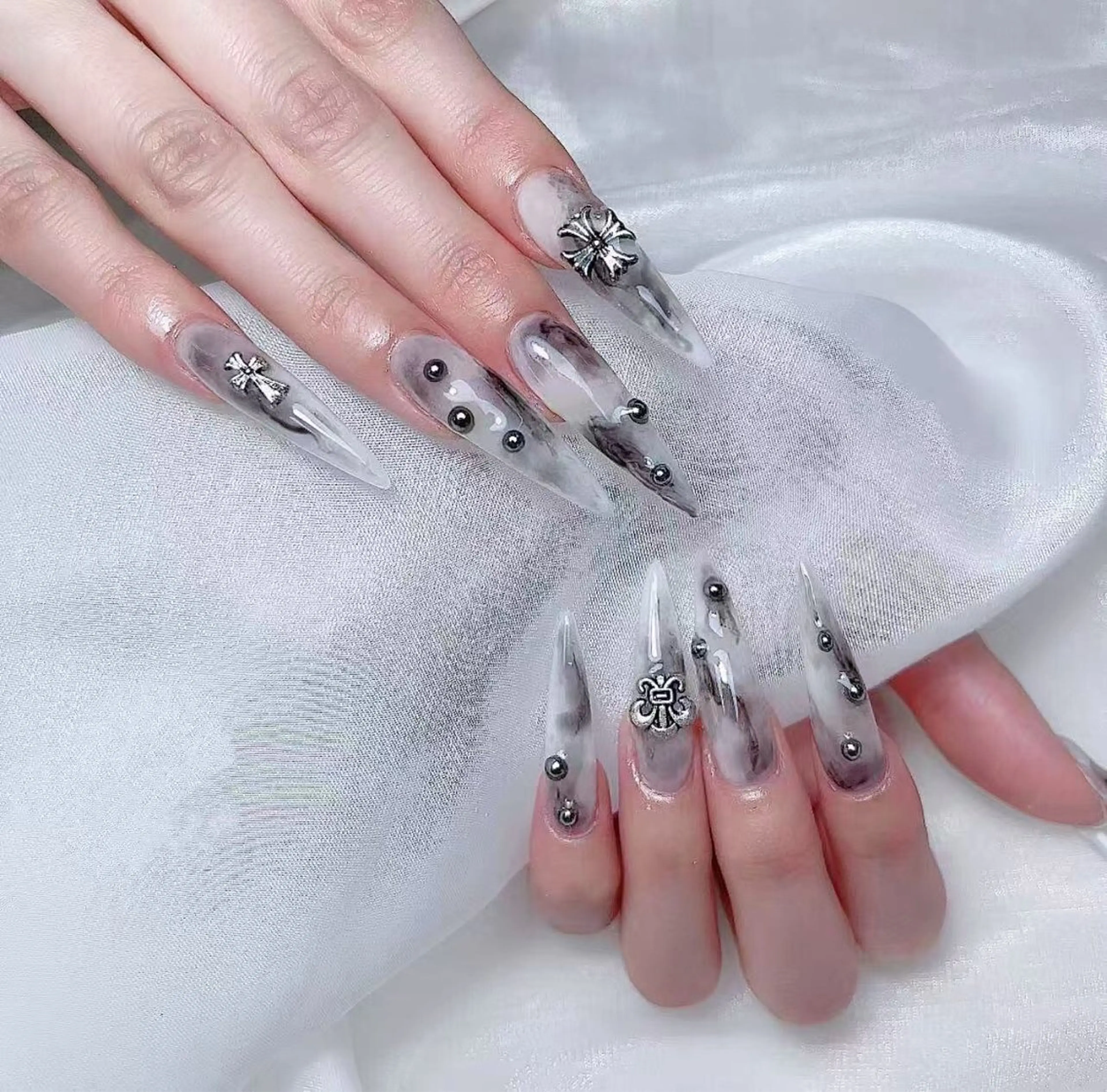 ネイル 🎀Ｍ nails✨ ビューティーのネイルデザイン