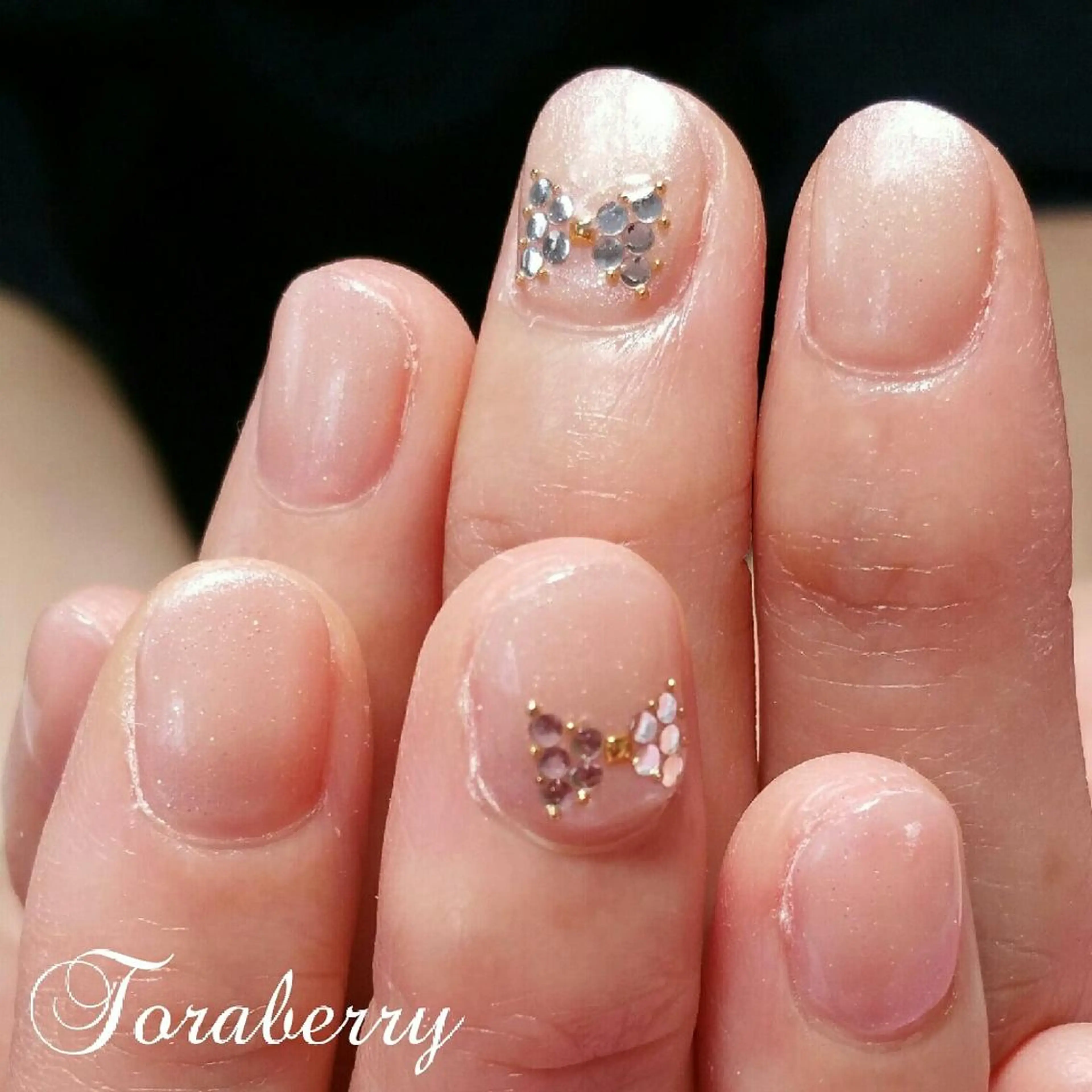 ネイル リボン ネイリスト なつみのネイルデザイン