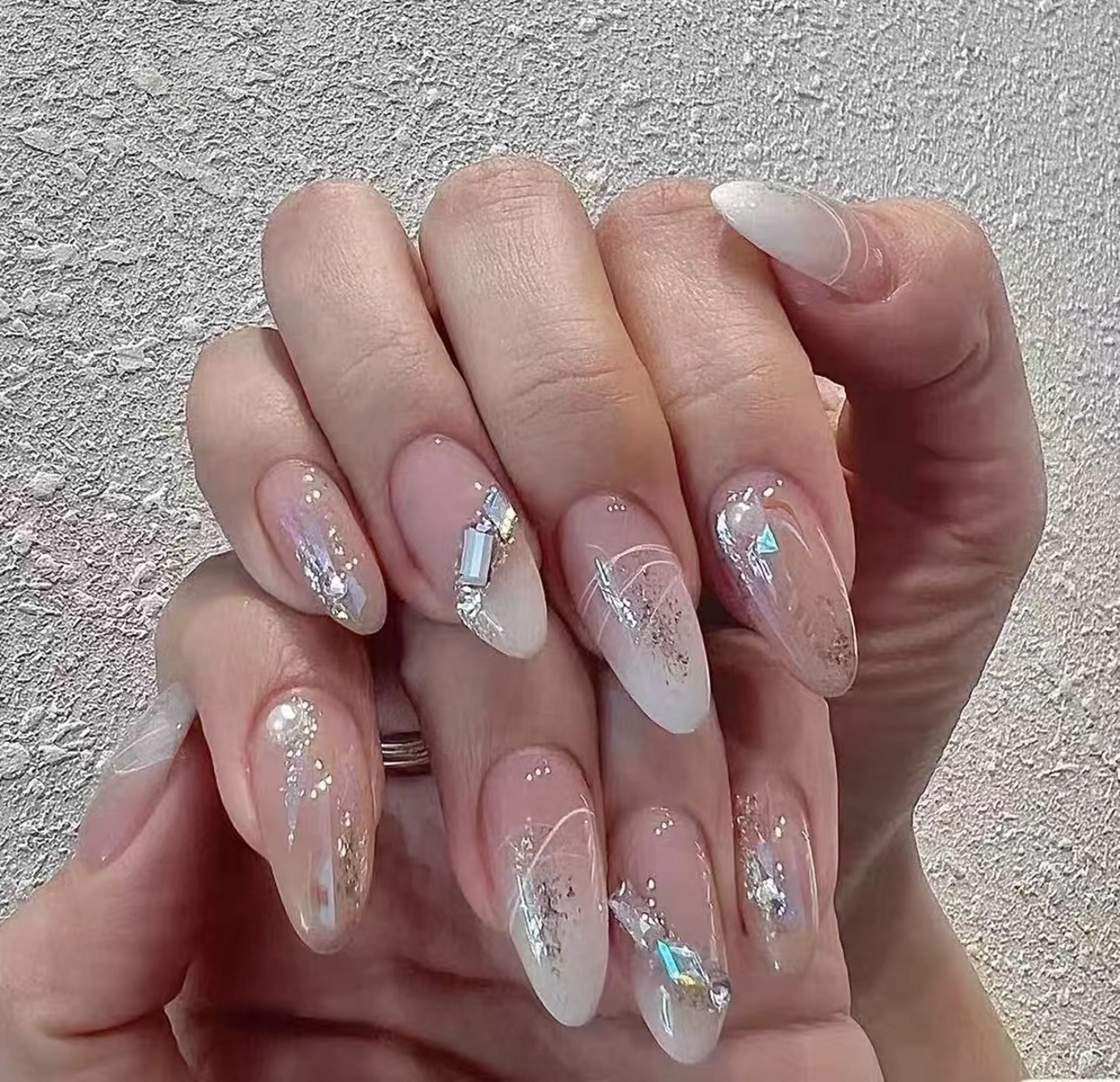 ネイル オーロラネイル フラワーネイル フットネイル フレンチネイル ジェルネイル ハンドネイル BabyYouMi nailのネイルデザイン