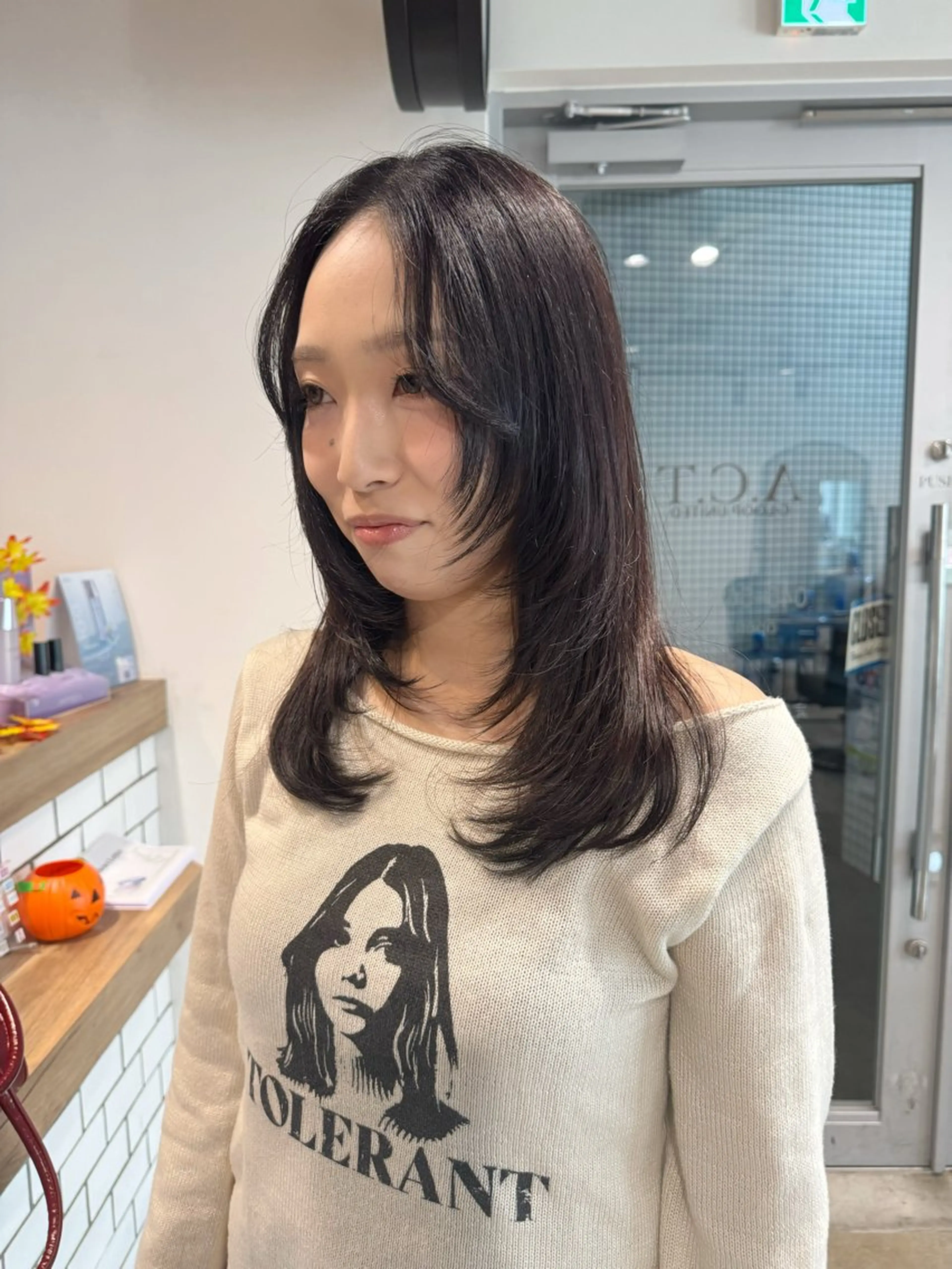 ミディアム 顔まわりレイヤー 顔周りカット レイヤーカット レイヤー/髪質改善 渡邉【日吉美容室】のヘアスタイル