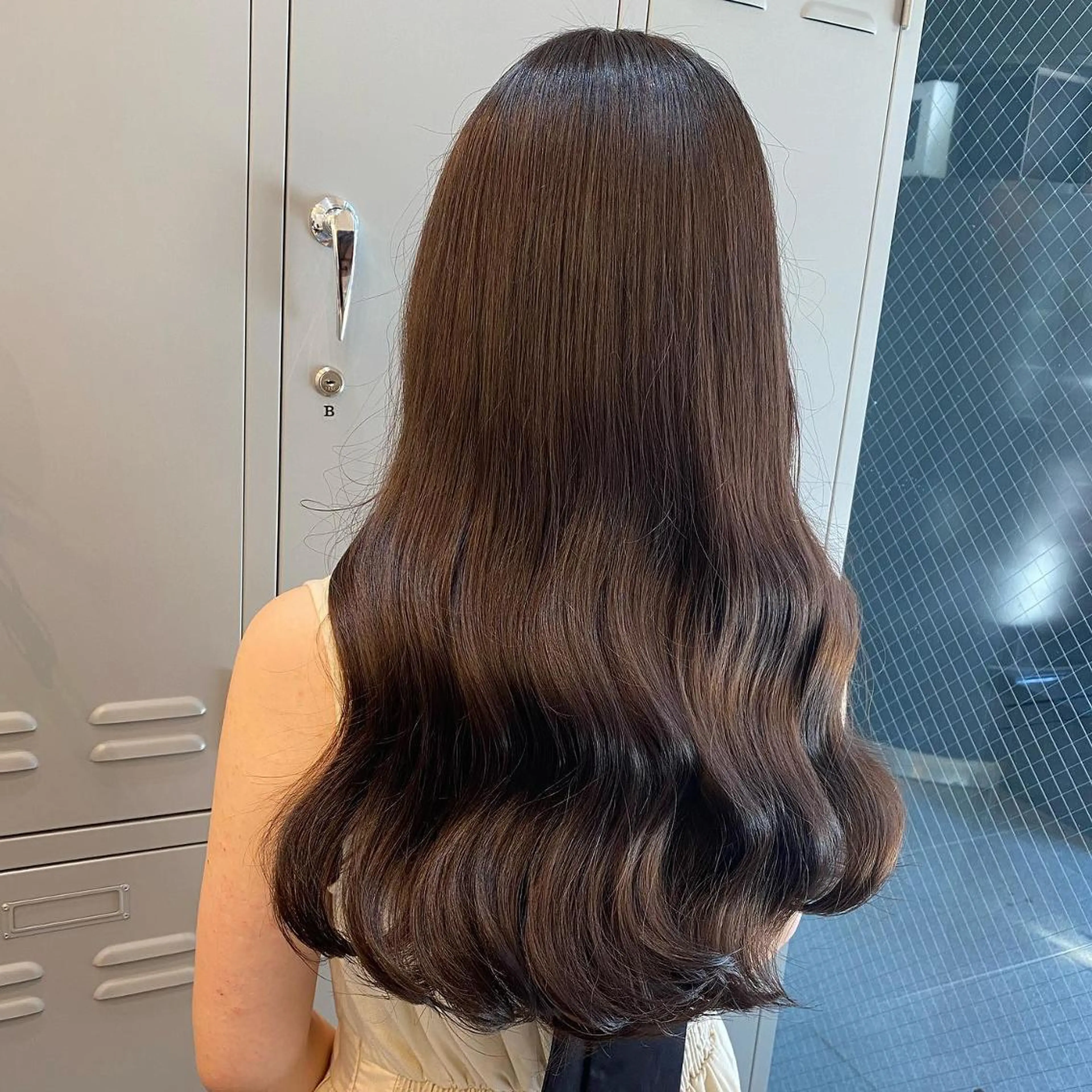 セミロング カラー ヘアアレンジ 🌷愛されヘア🌷 伊藤　万裕のヘアスタイル