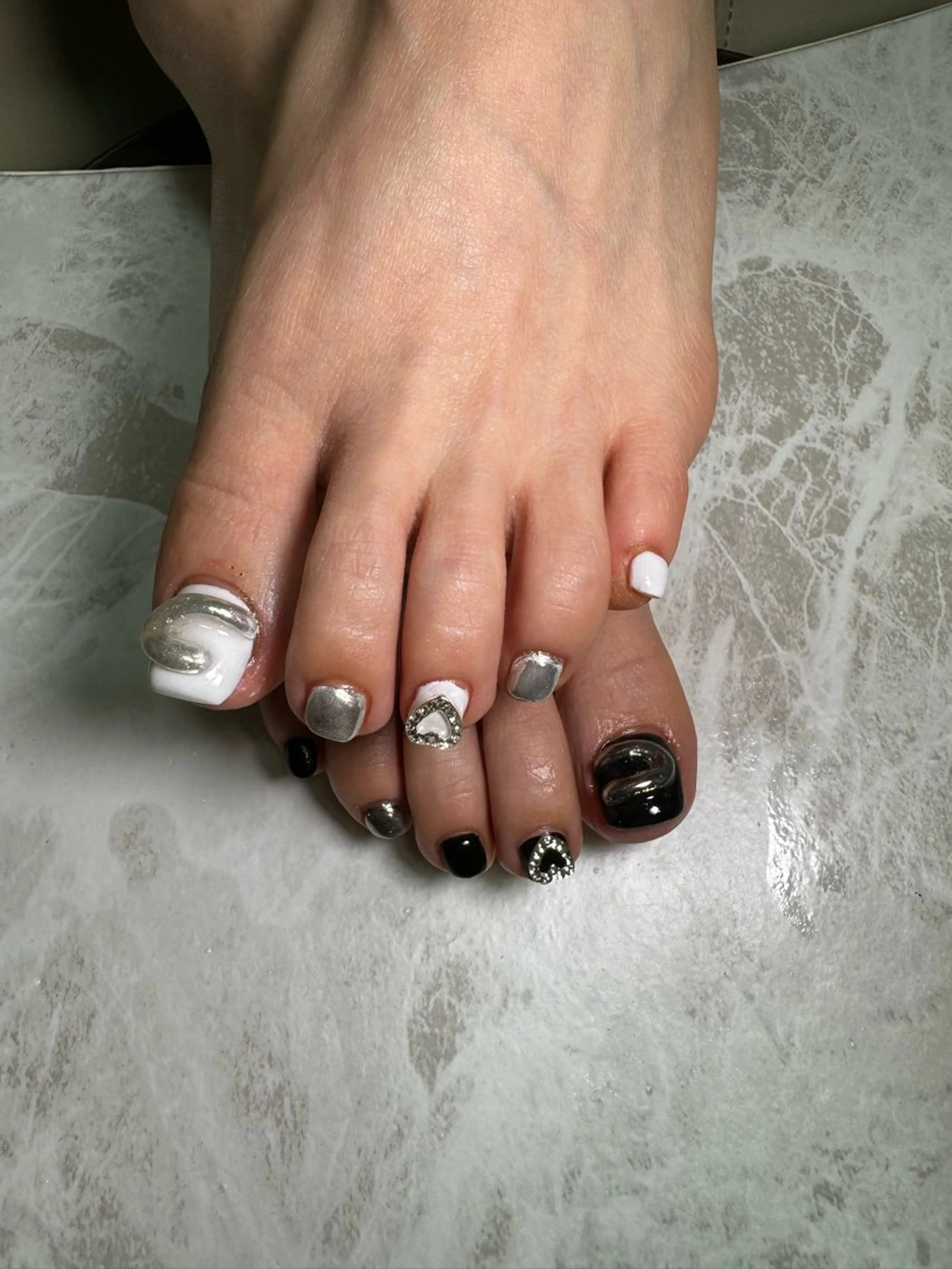 ネイル フットネイル YOUTH nails waxing所属・YOUTH natsumiのネイルデザイン