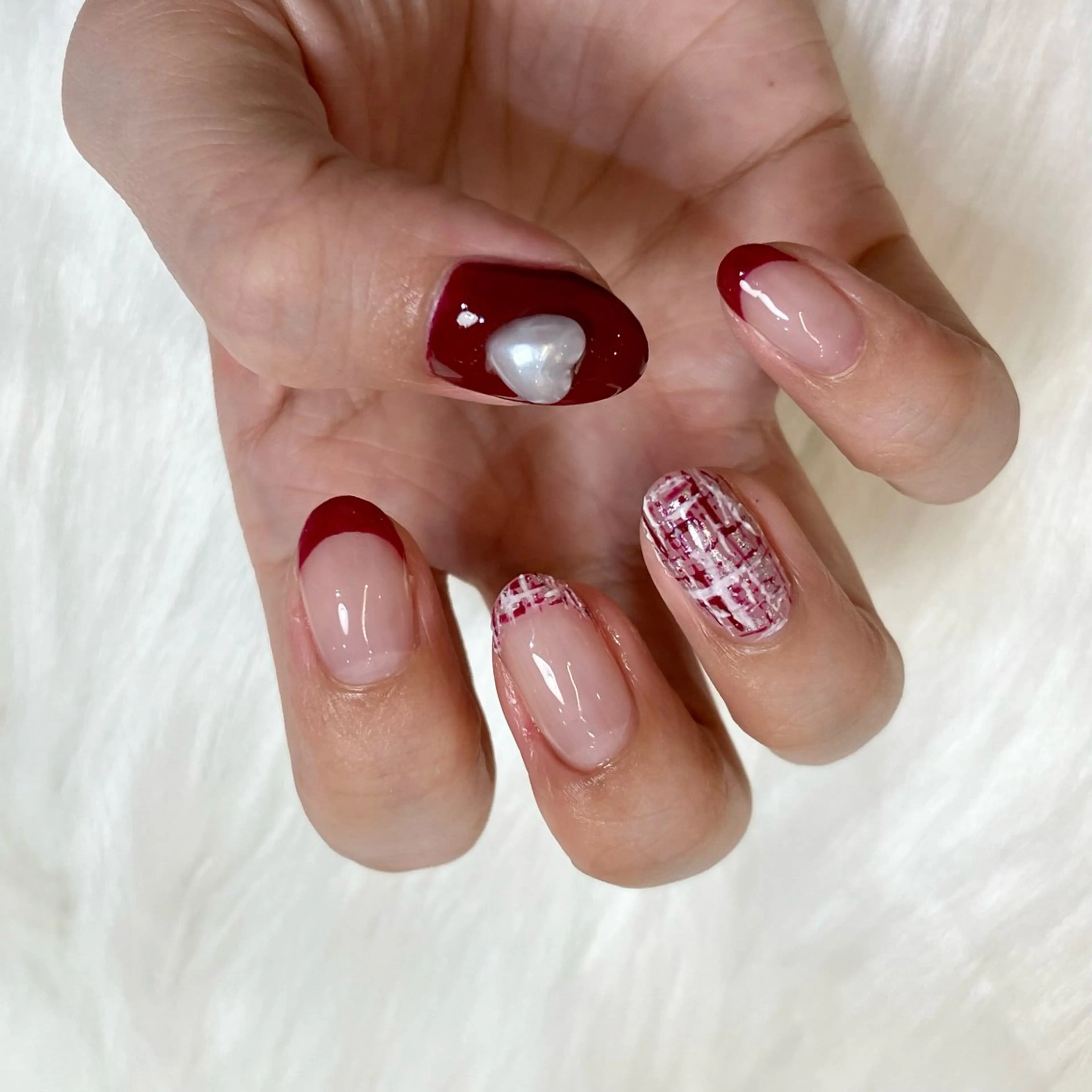 ネイル ハート ツイードネイル SALON nawaのネイルデザイン