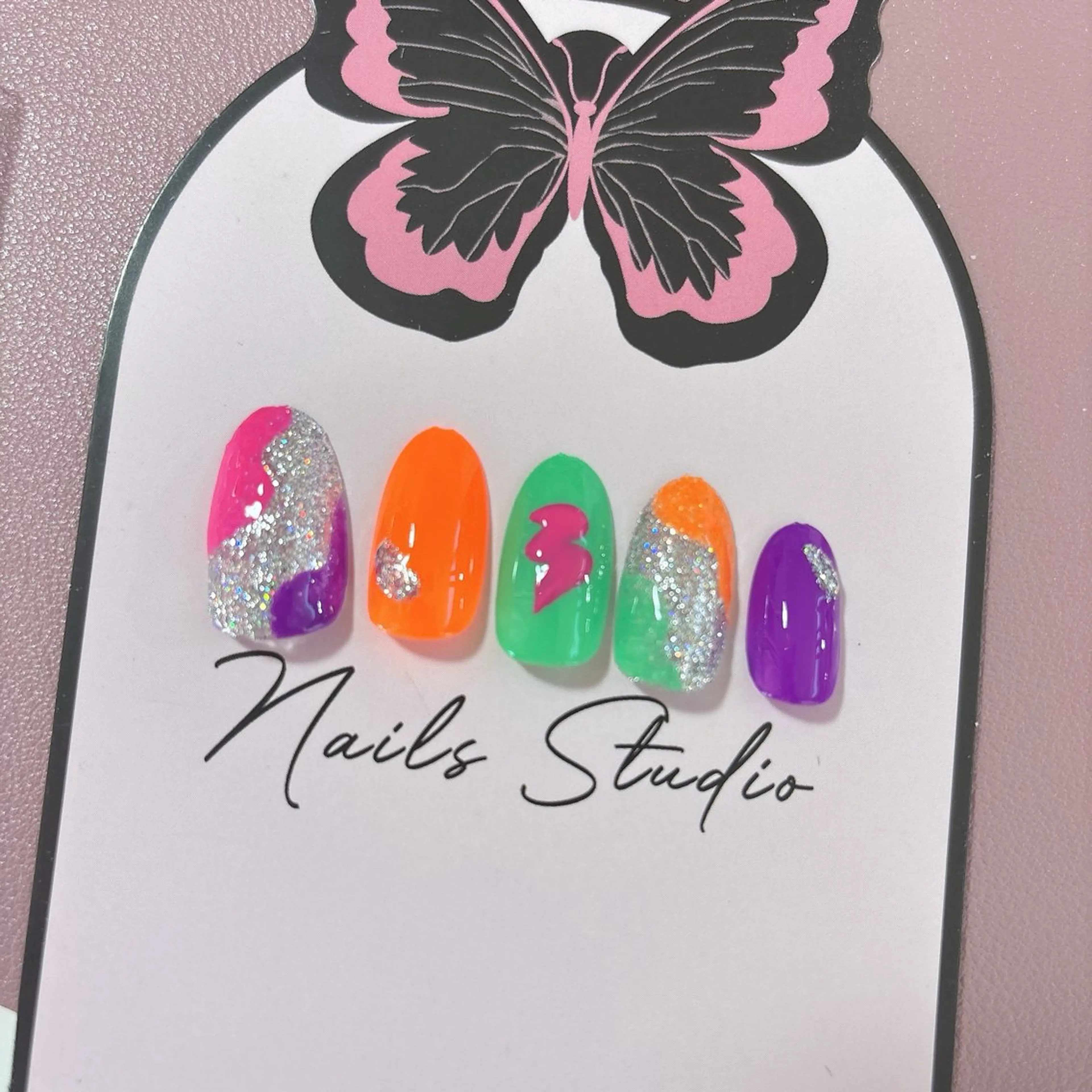 ネイル MignonReve所属・MignonReve 🎀Sayaのネイルデザイン