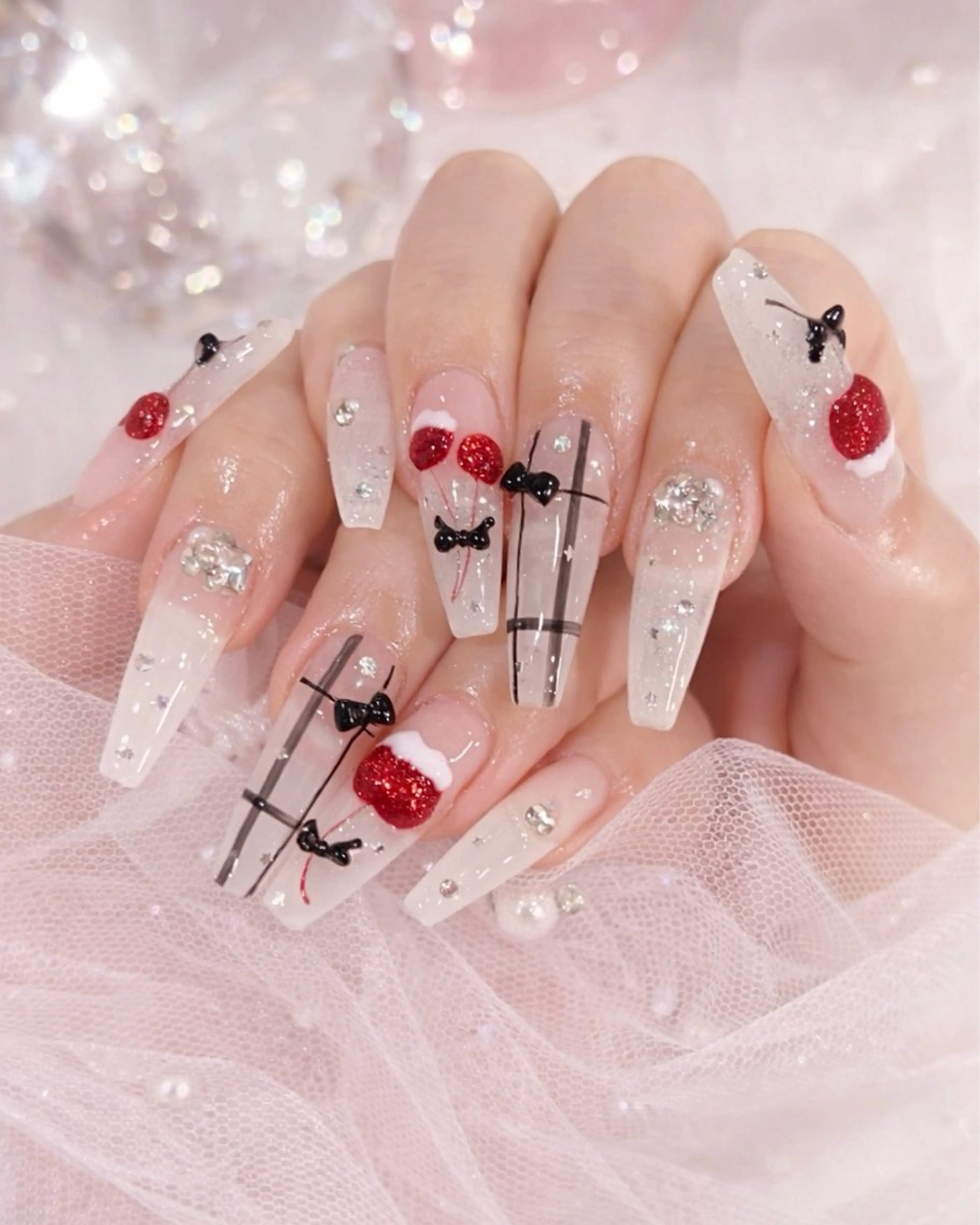 ネイル nailsalon Miss Shirley所属・Miss Shirley新宿のネイルデザイン