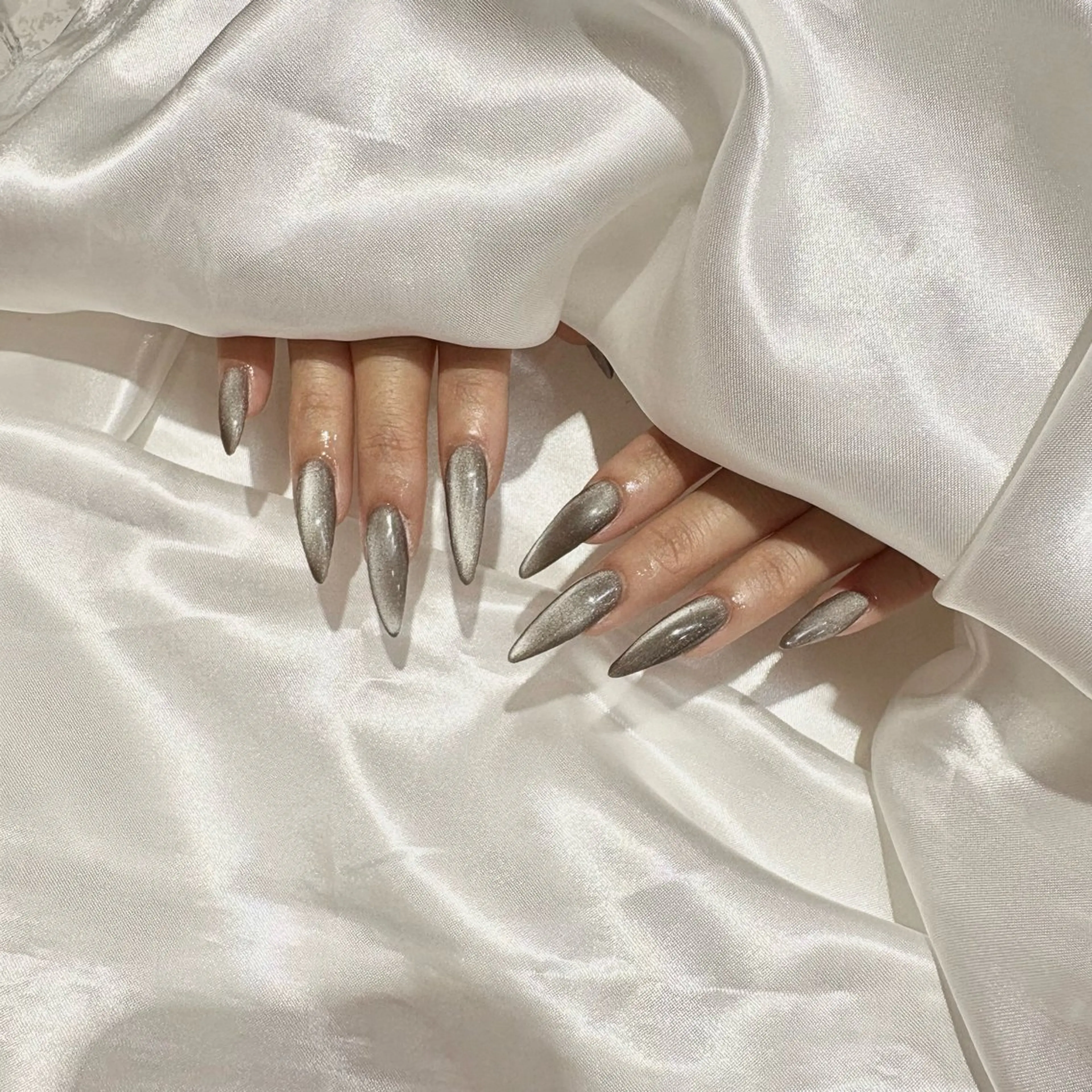 ネイル ハンドネイル WISTERIA sahoのネイルデザイン