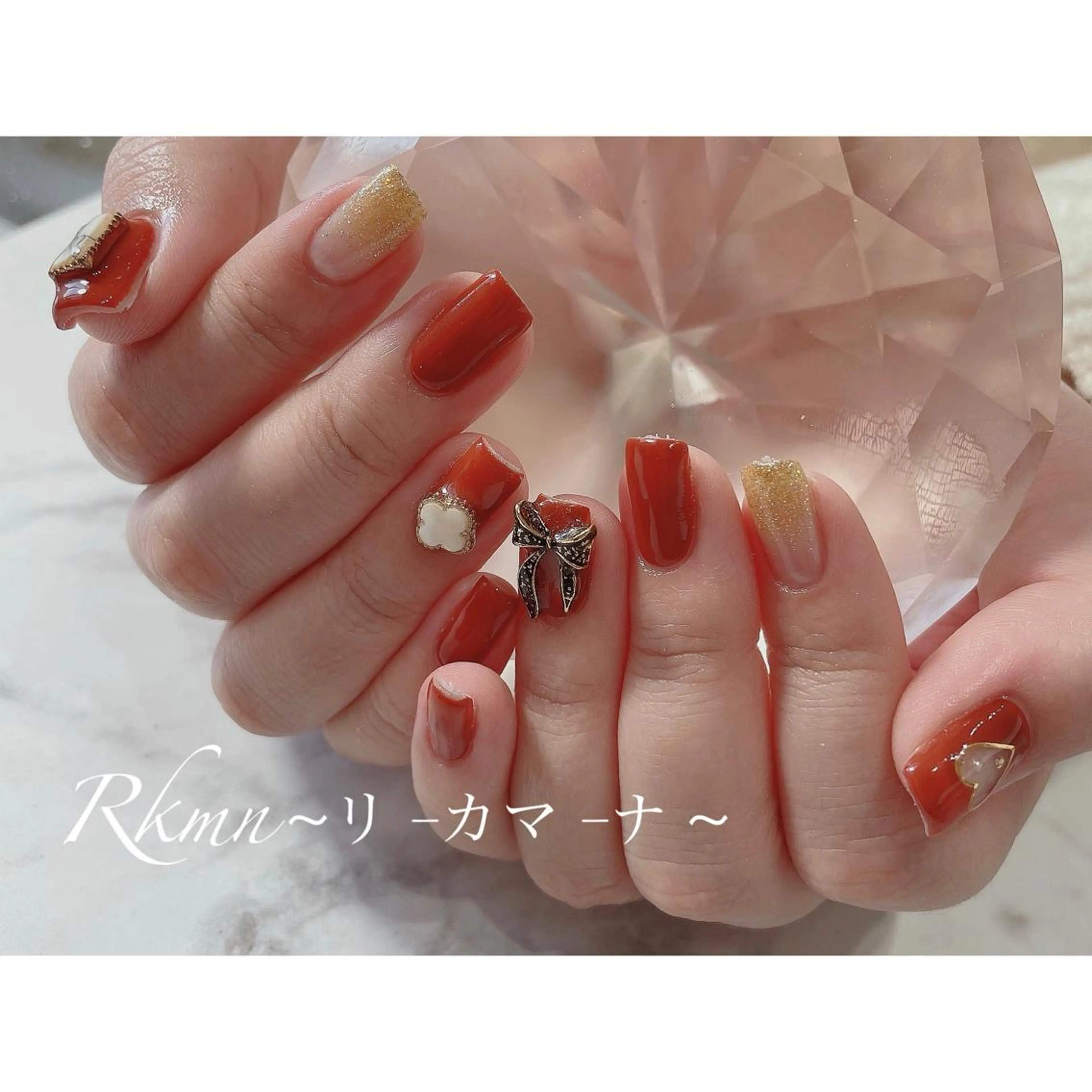 ネイル アートネイル ゴールド リボン 春ネイル ハンドネイル フットネイル ハンドケア Rkmn ~リ-カマ-ナ~のネイルデザイン