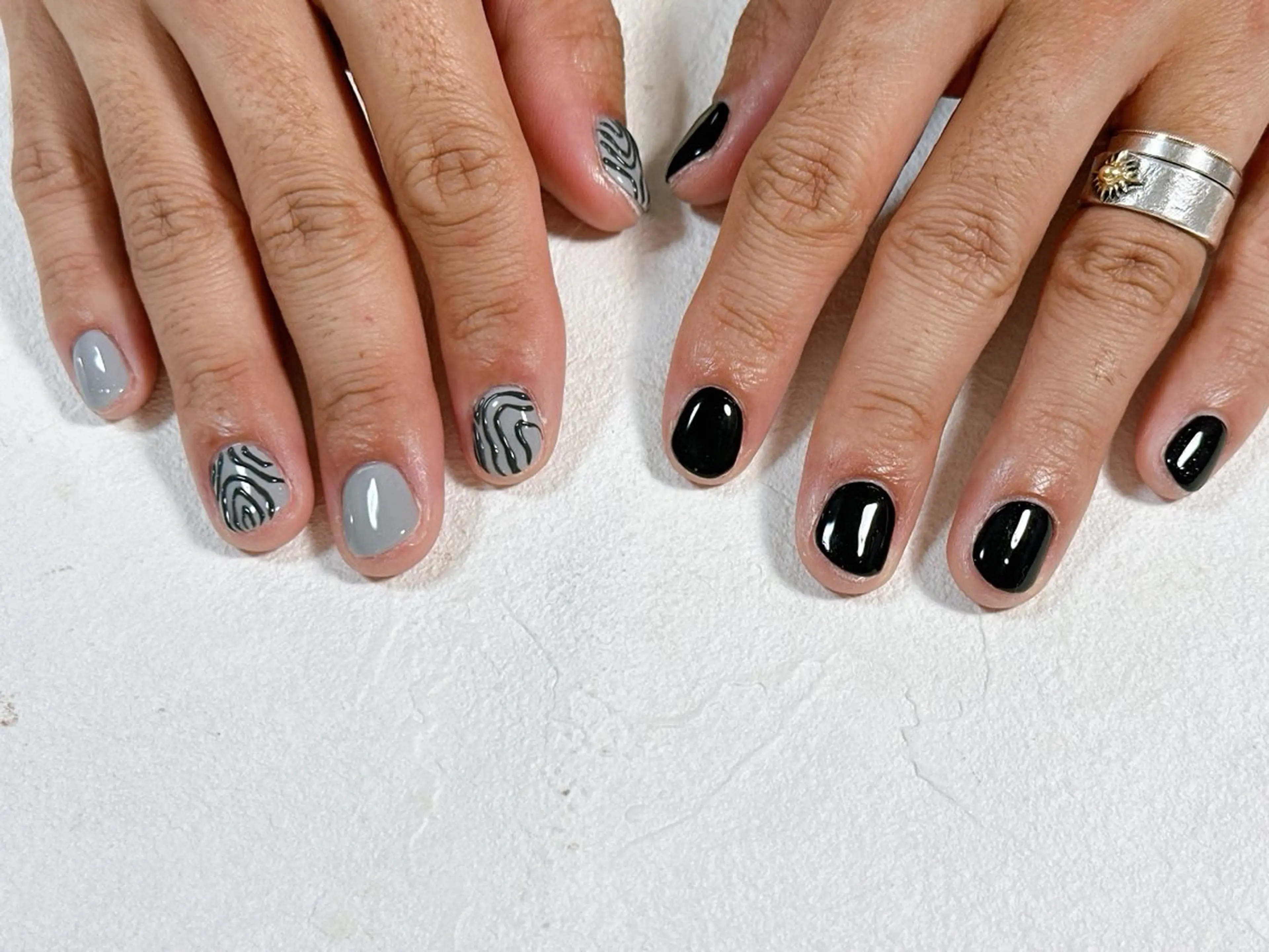 ネイル オーロラネイル フットネイル フレンチネイル ジェルネイル マグネットネイル kiki nail たまプラーザのネイルデザイン