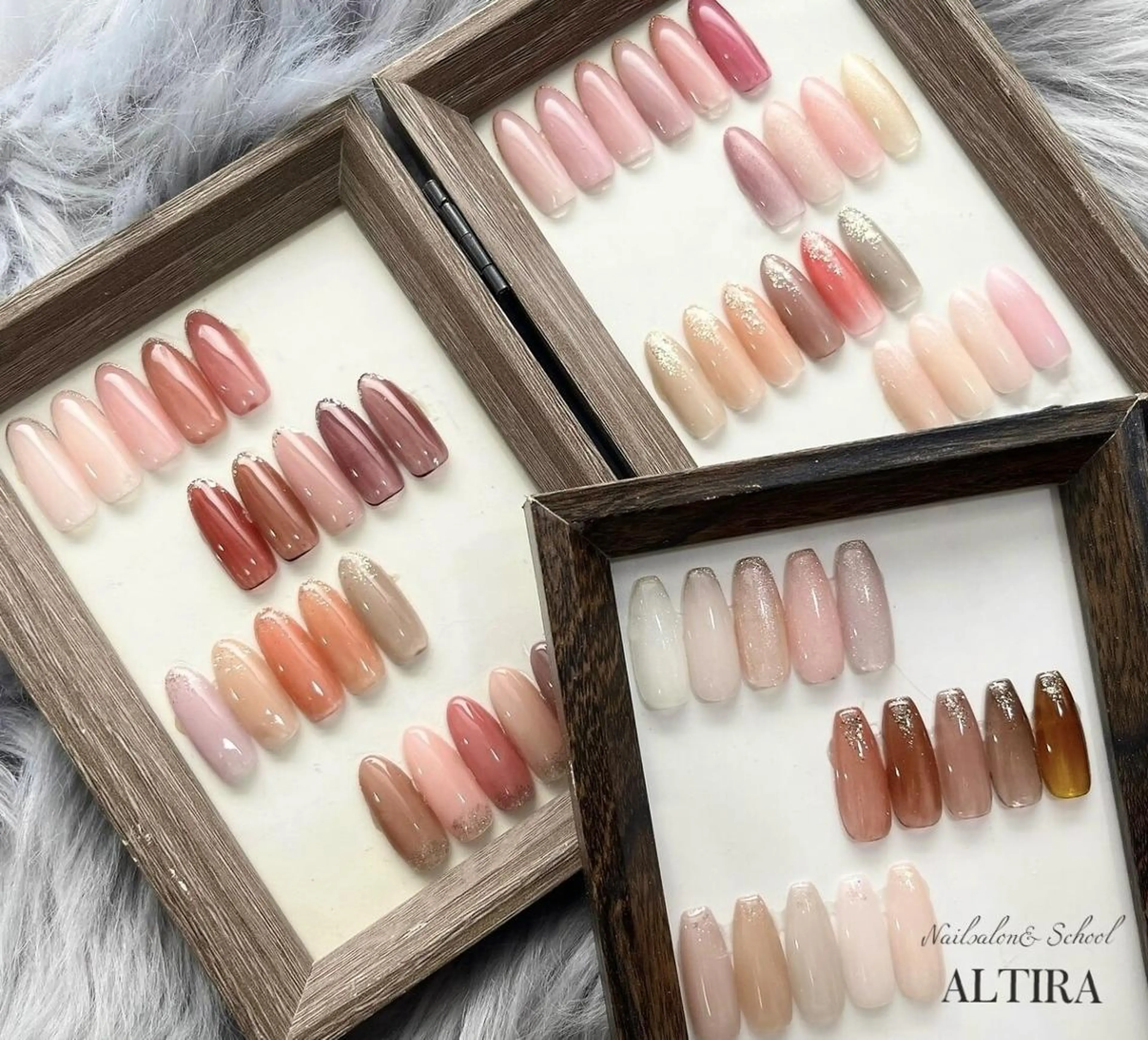 選べるちゅるんカラー72色×ラメ12種類✨️2190円の写真